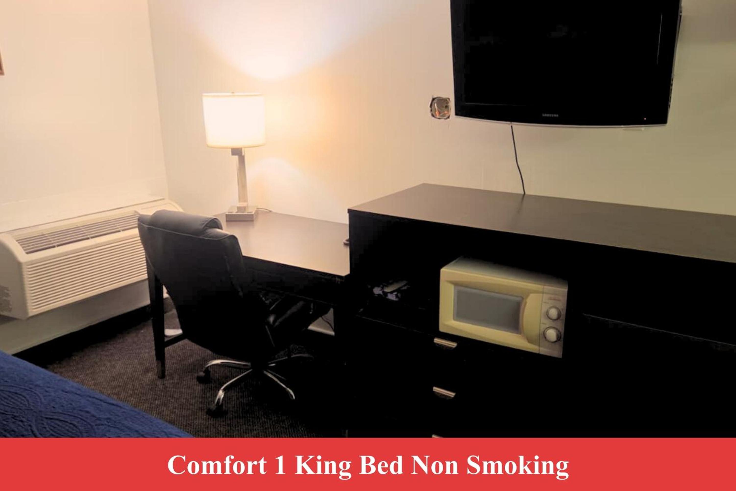 Deluxe King Room photo 3