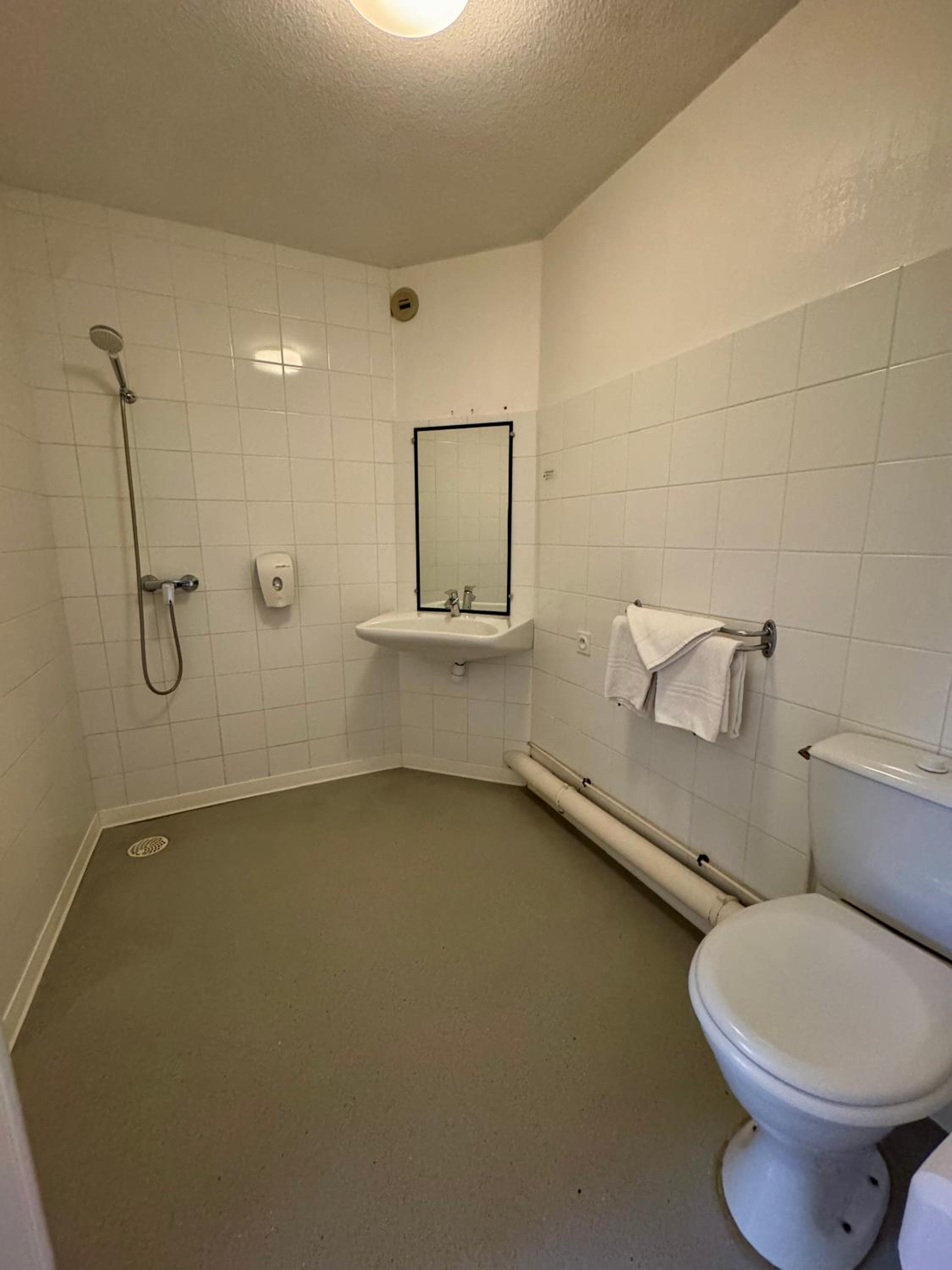 Standard Room - 1 Single Bed