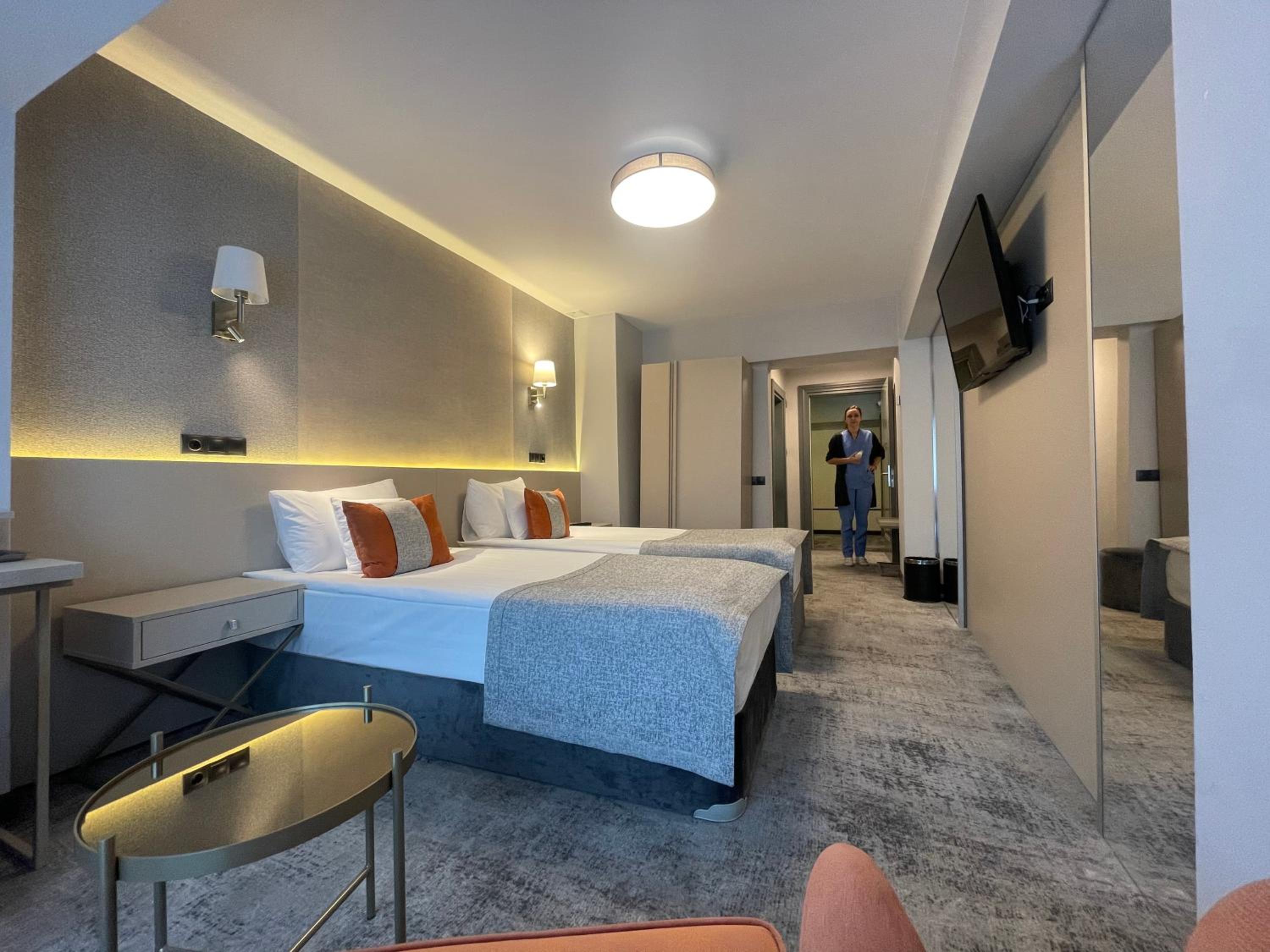 Standard Double or Twin Room photo 1