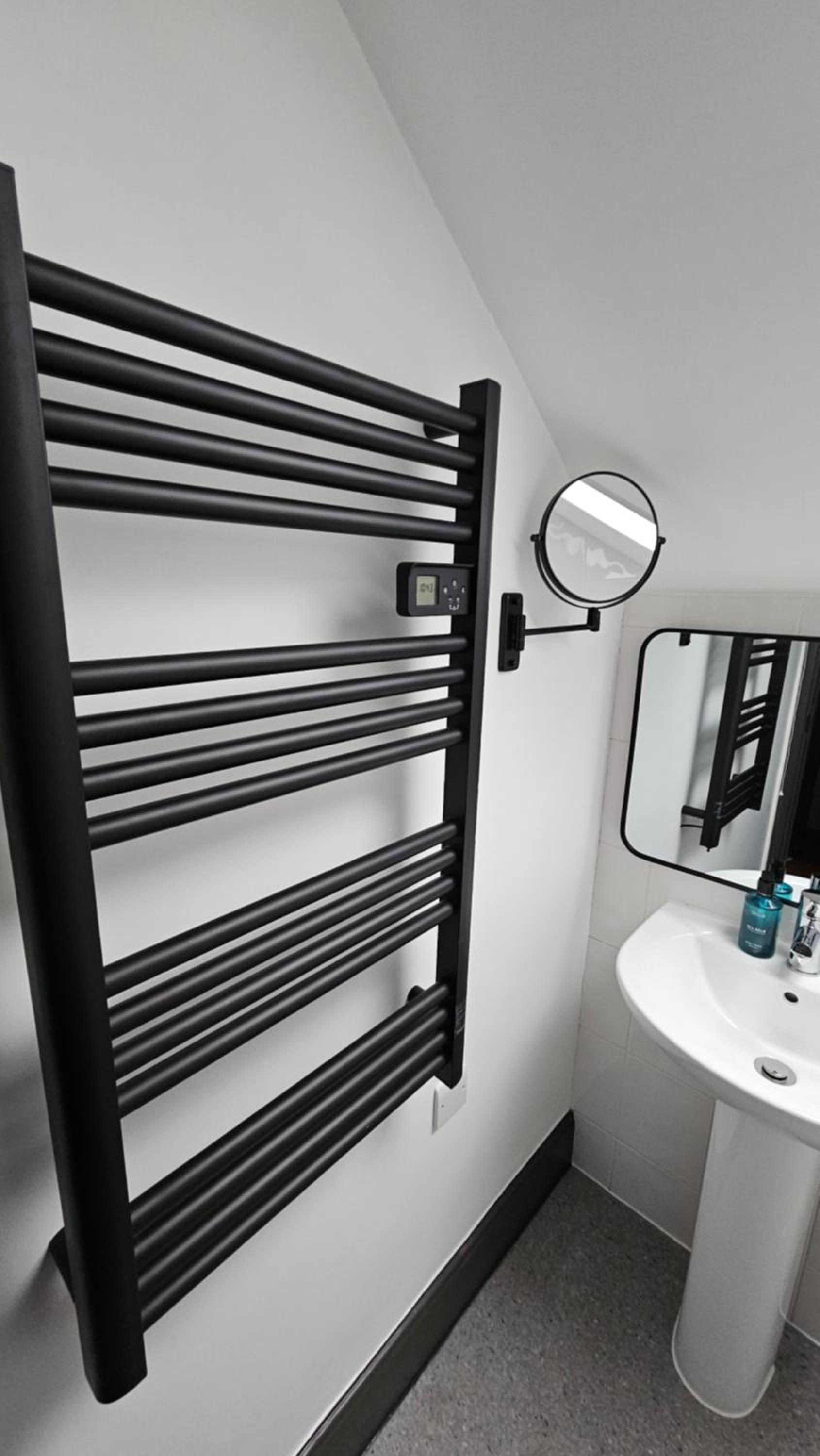 Deluxe King Room photo 1