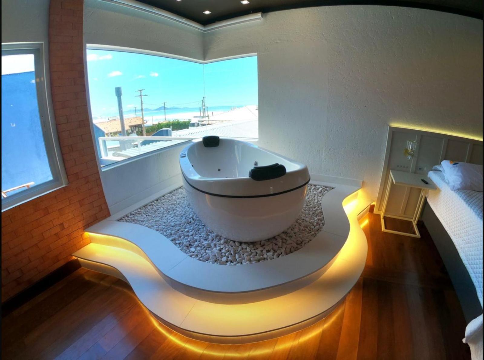 Studio with Spa Bath photo 3