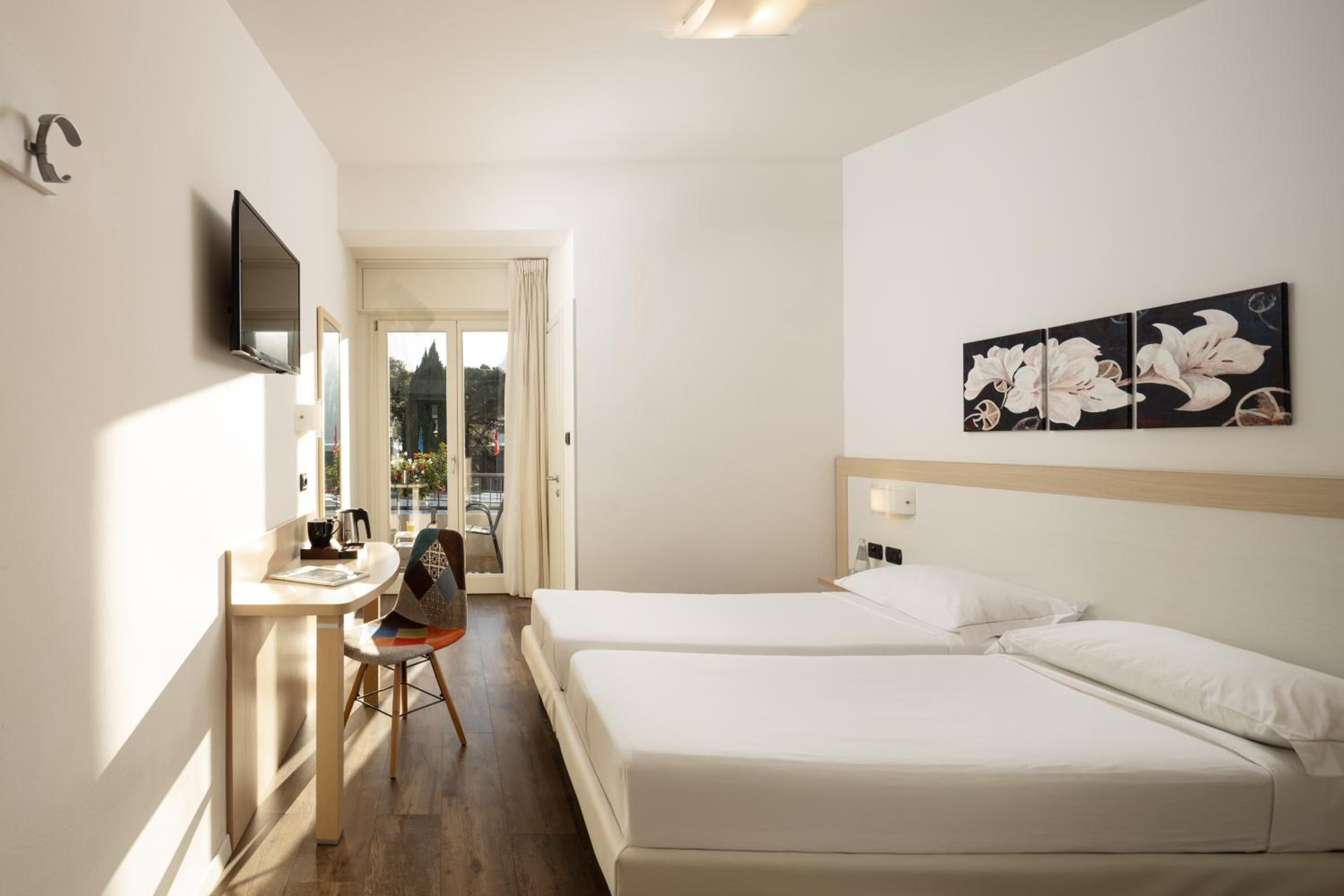 Standard Double or Twin Room with Balcony photo 1