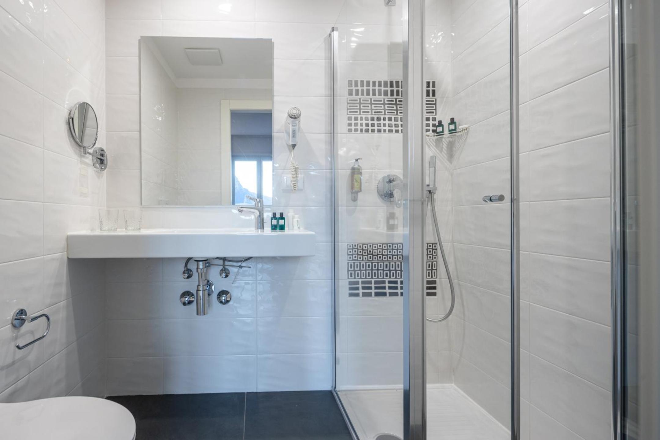 Deluxe Double or Twin Room with Garden View photo 3