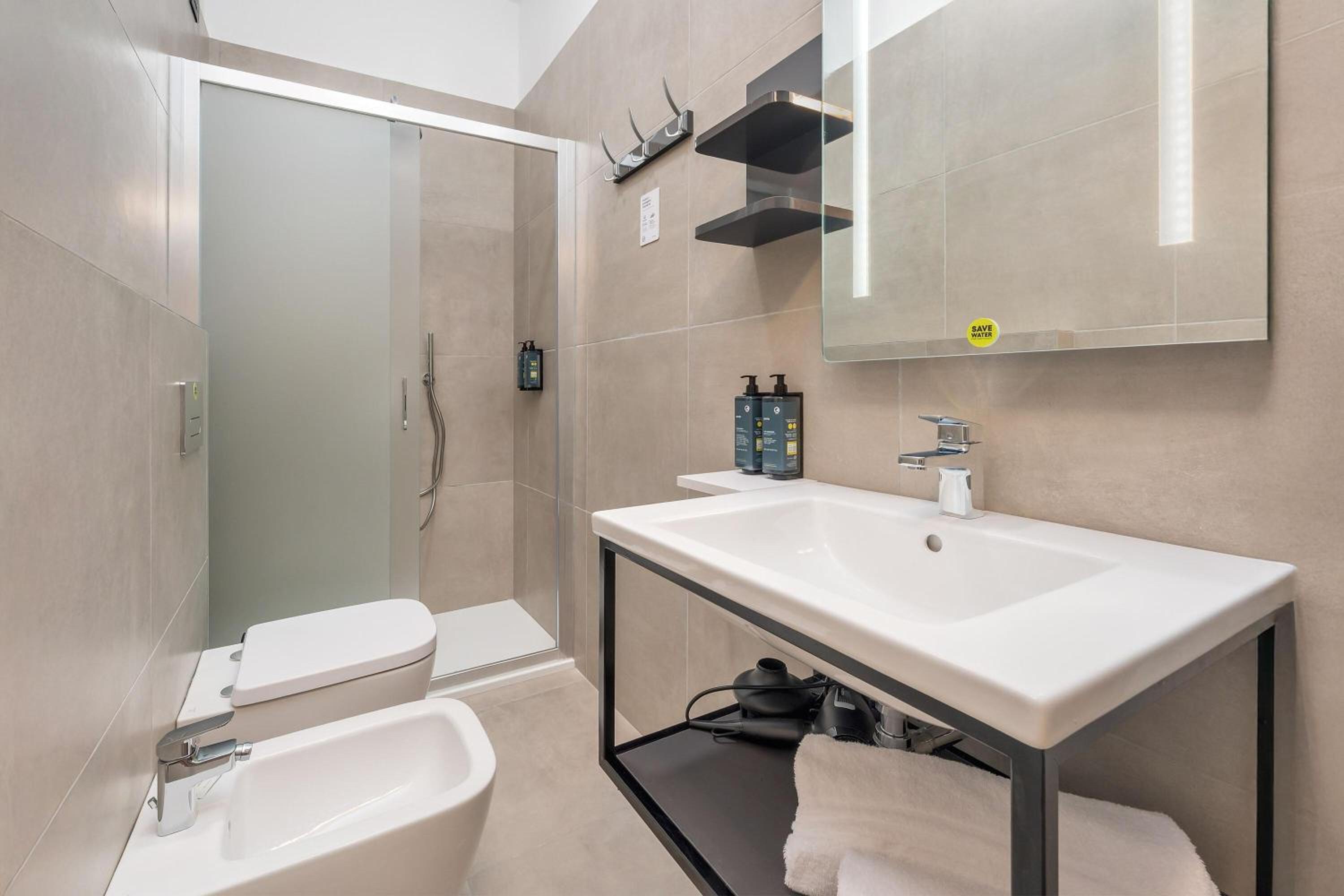 Junior Suite - Photo 6