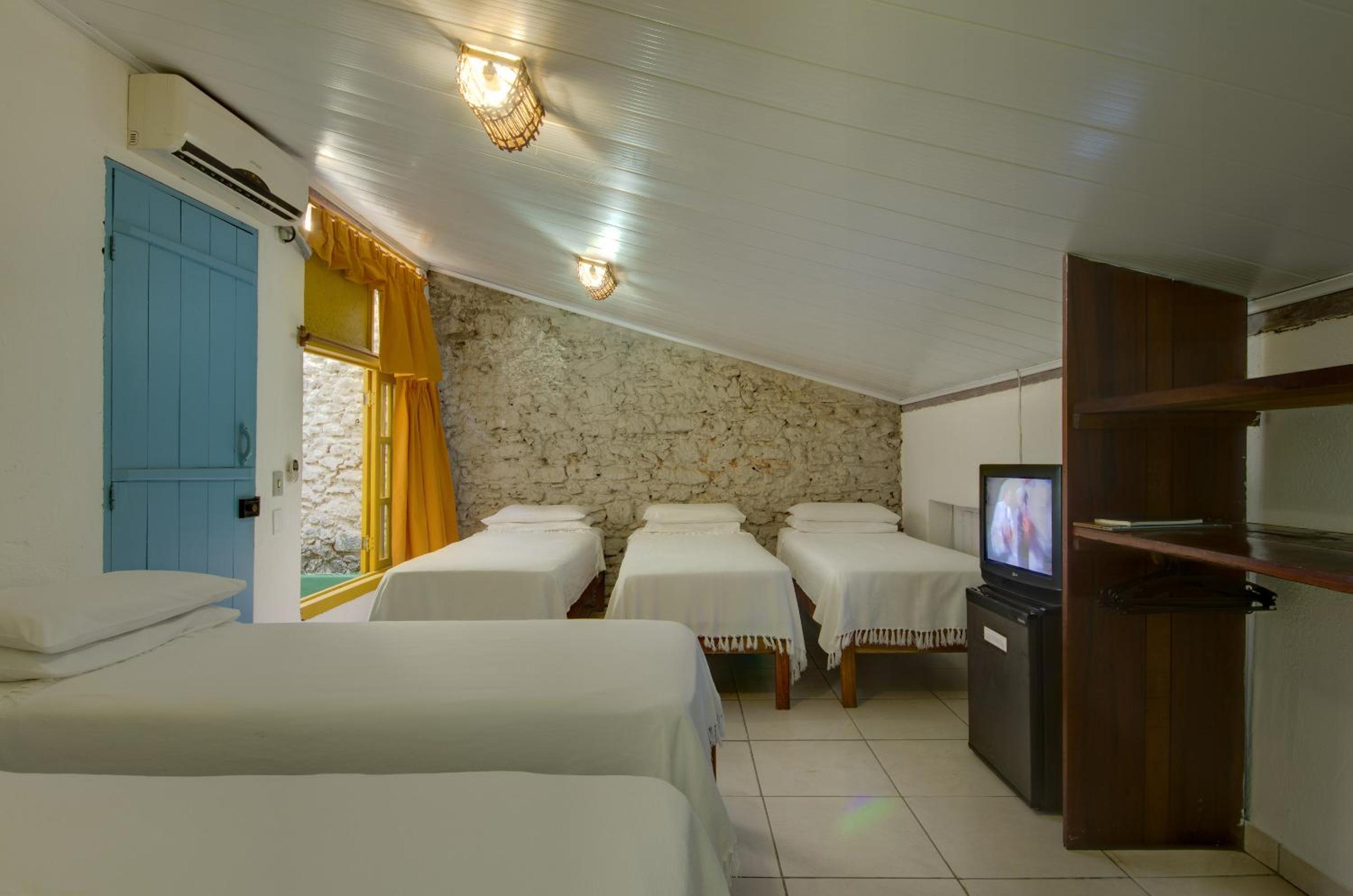 Standard Quadruple Room - Photo 1