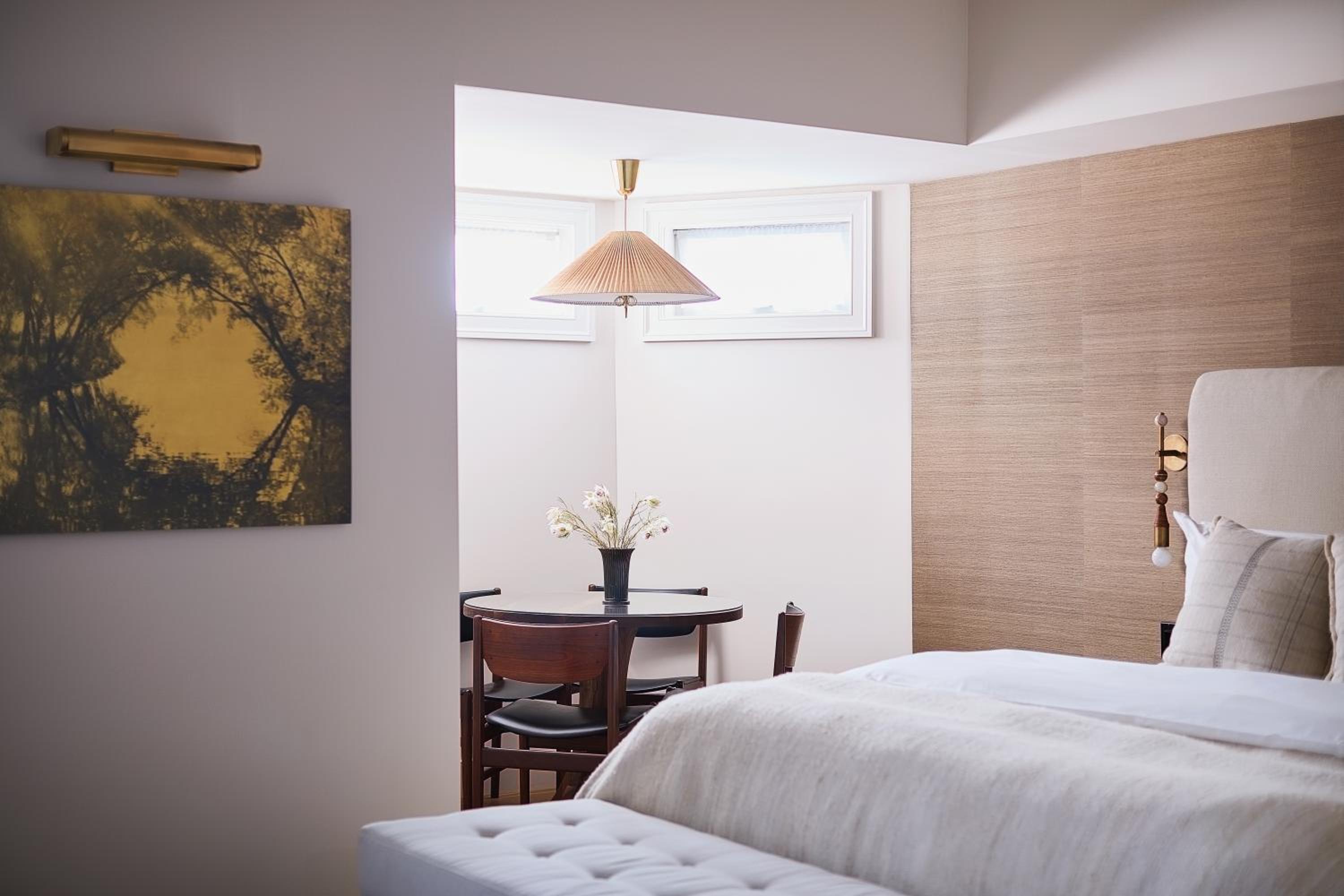 Deluxe Room with Soaking Tub
