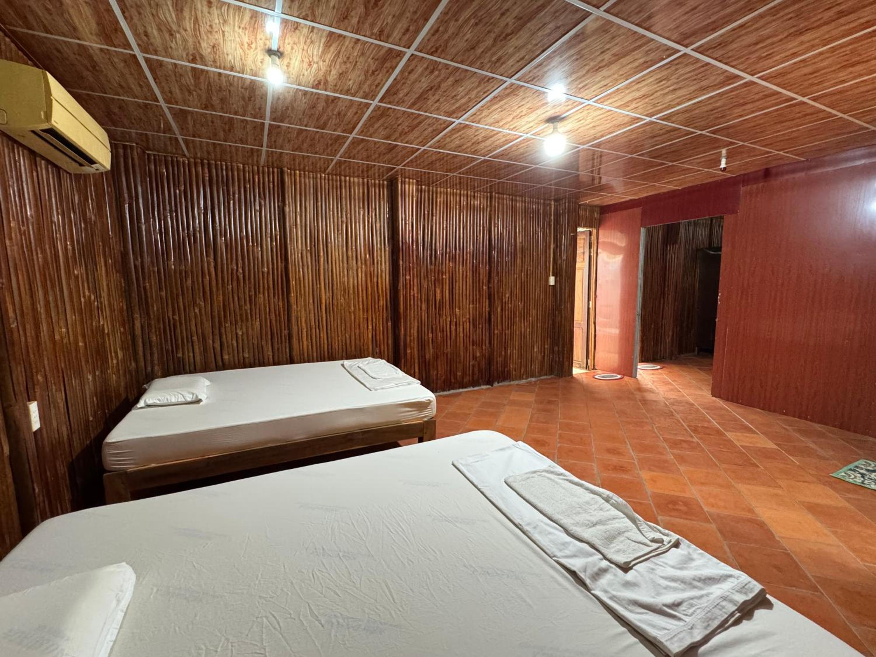 Mixed Dormitory Room photo 2
