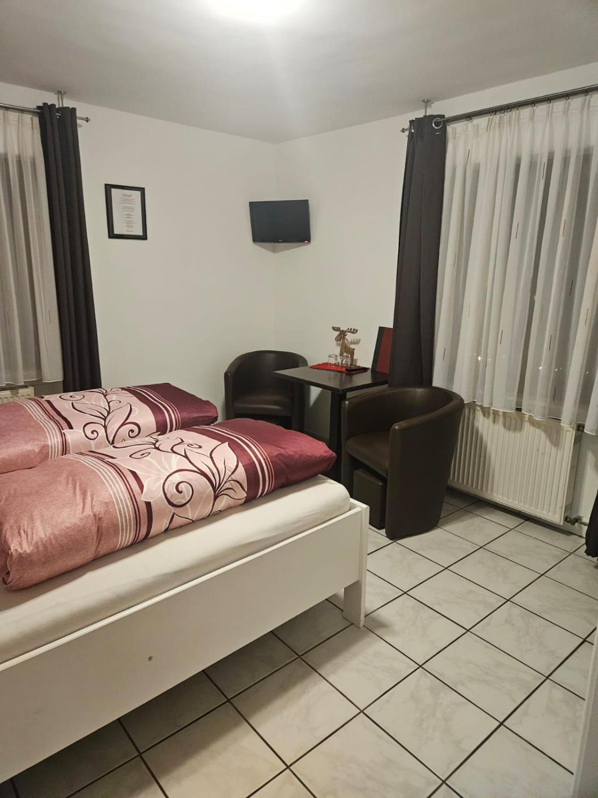 Double Room photo 3