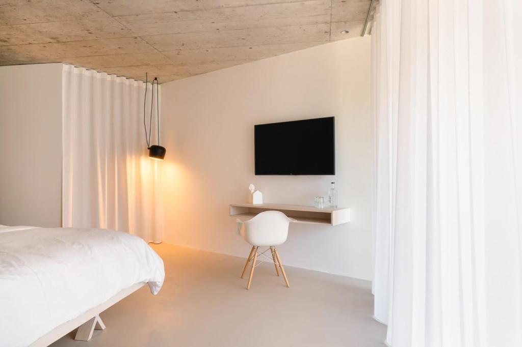 Superior Studio