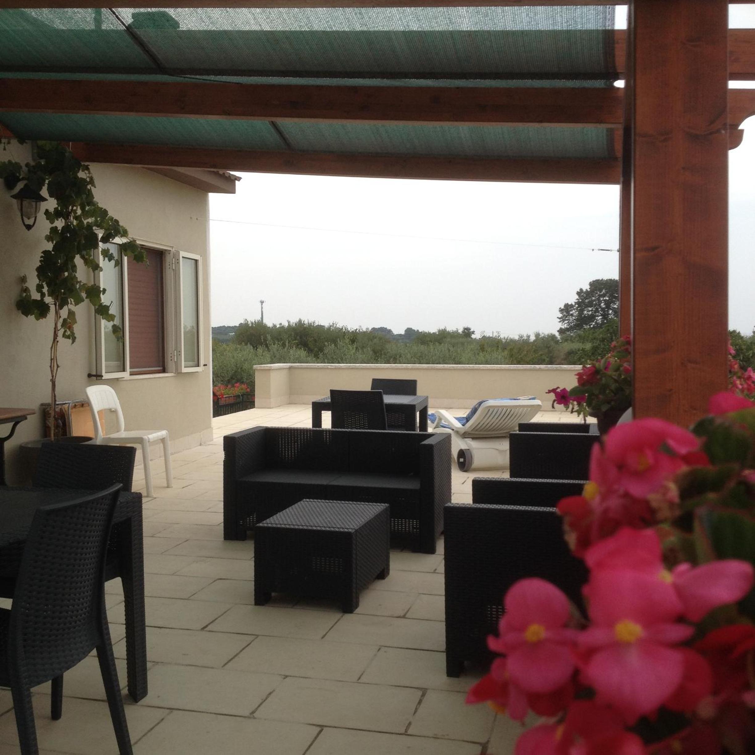 Family Room with Terrace - Photo 9