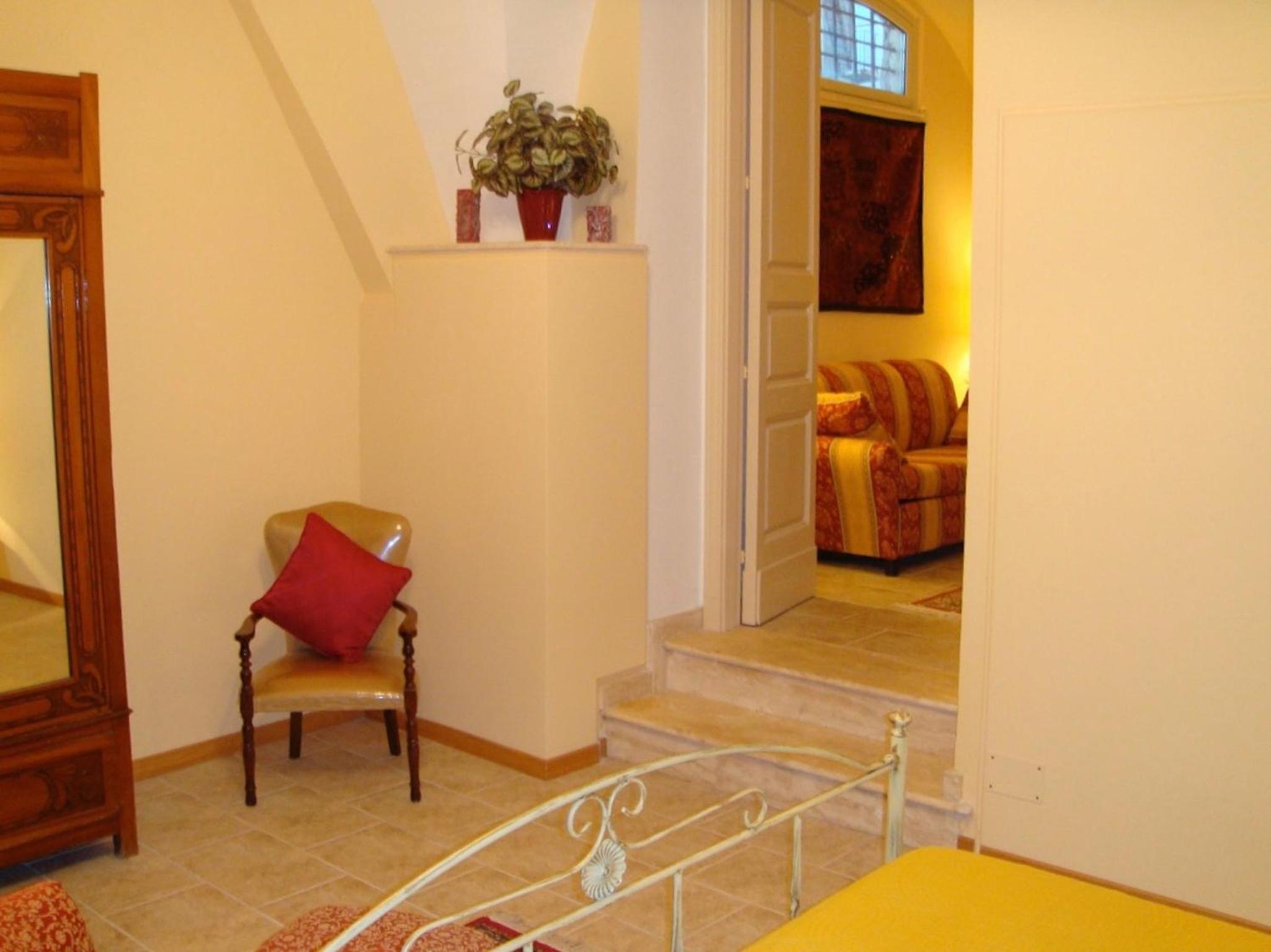 Double Room - Photo 3