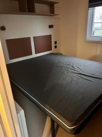 Mobile Home photo 2