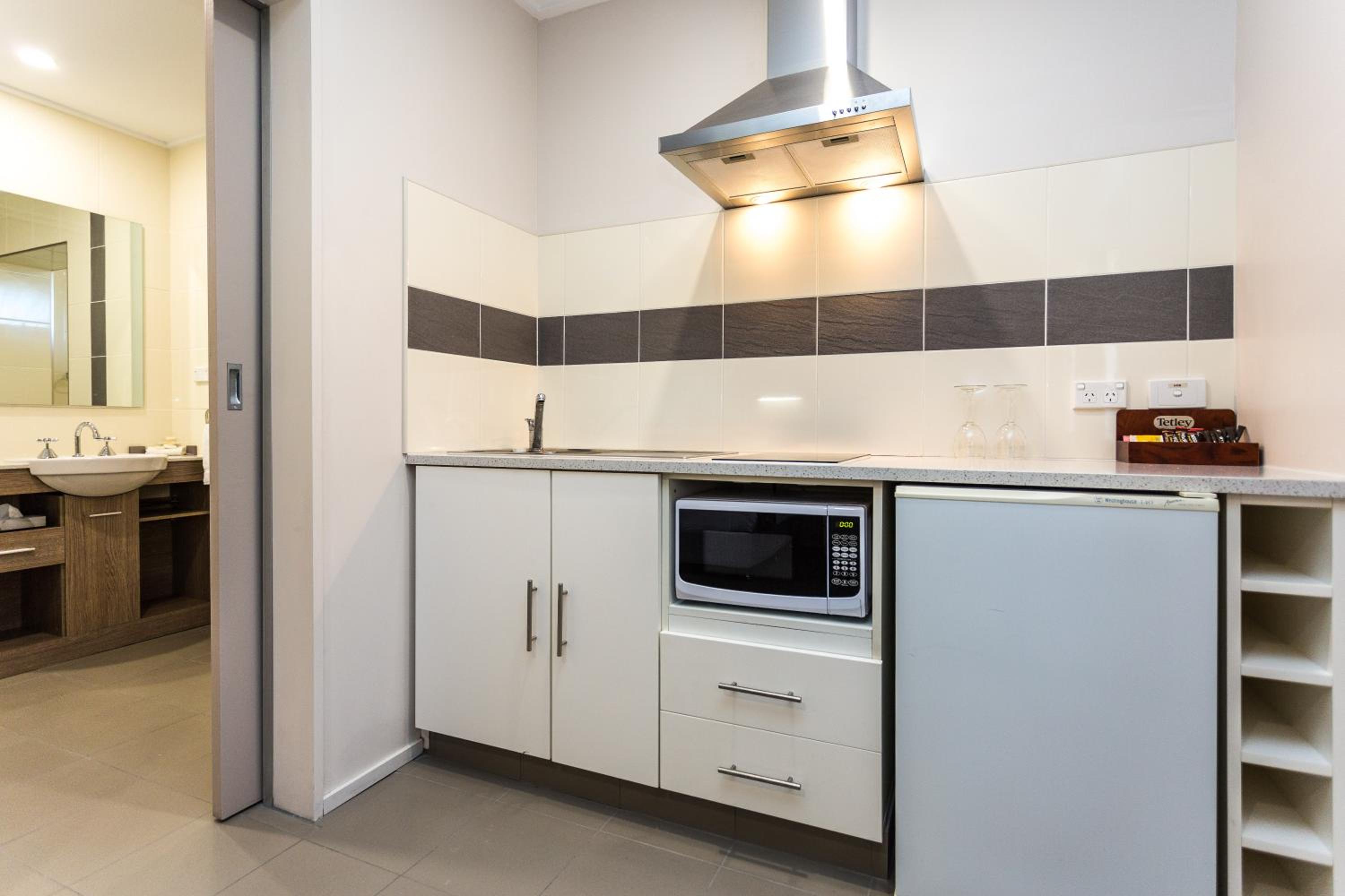 Studio Apartment photo 2