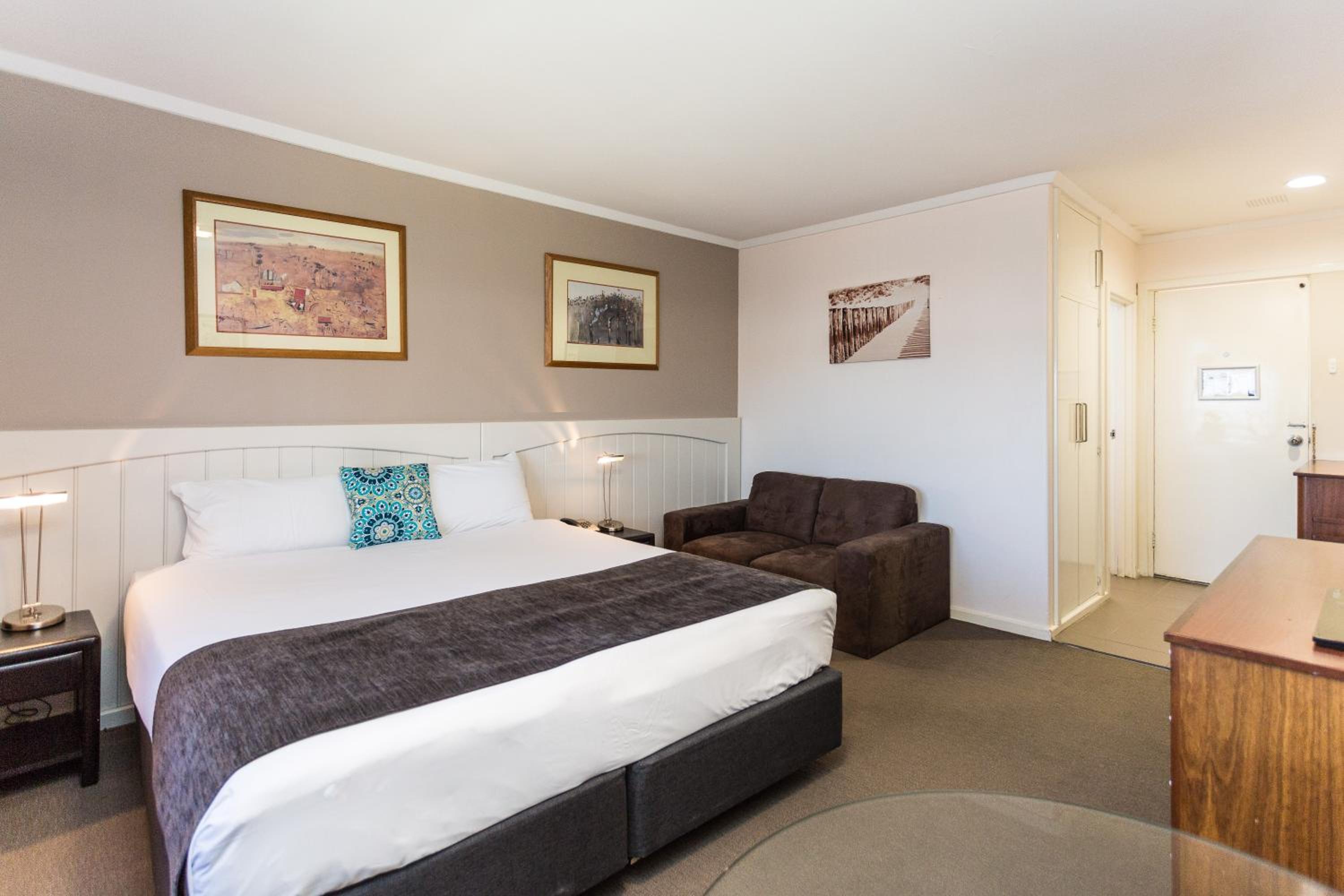 Corporate King Room - Adult Only - Photo 8