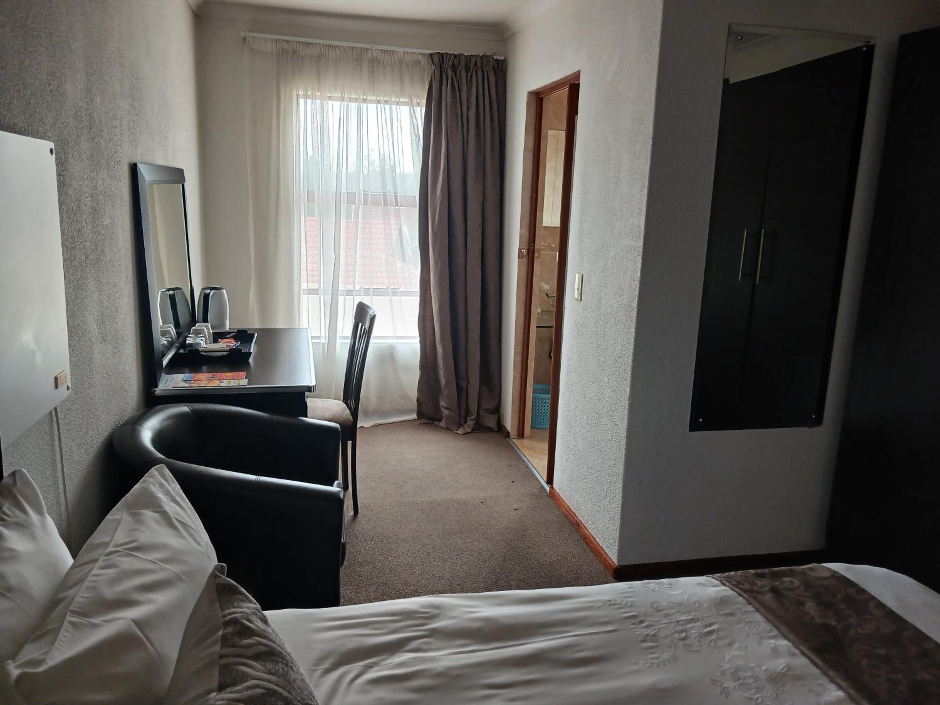 Double Room photo 3