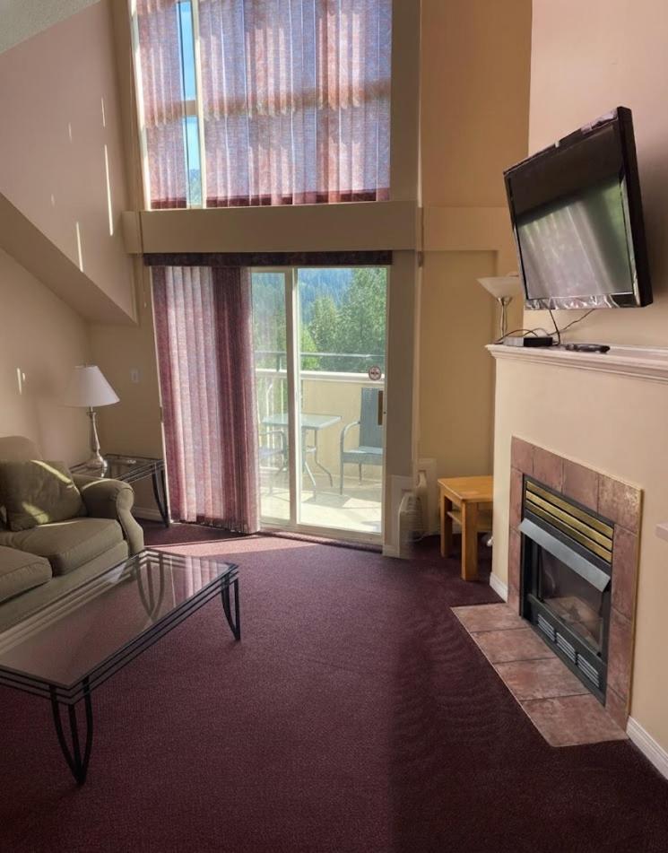 Family Room with Garden View photo 1