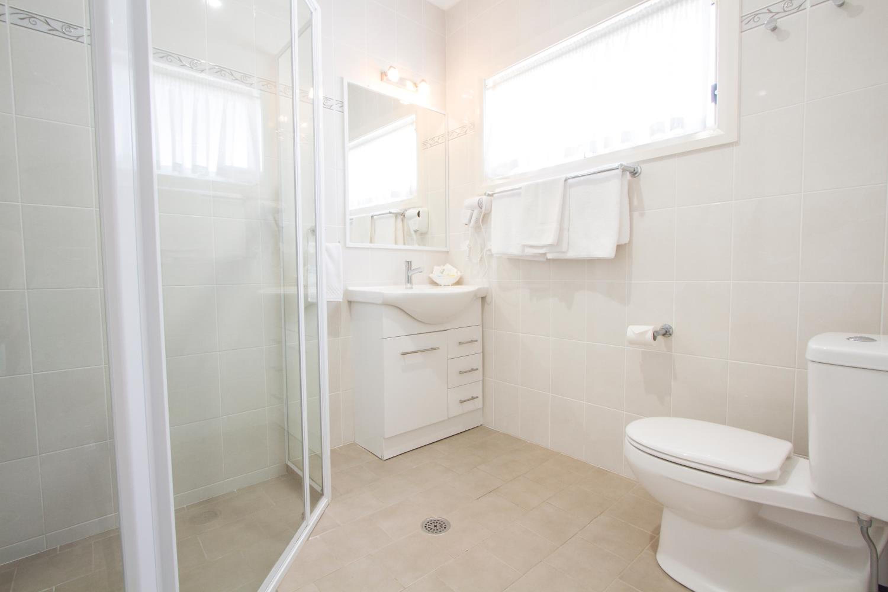 Executive Triple Room photo 3