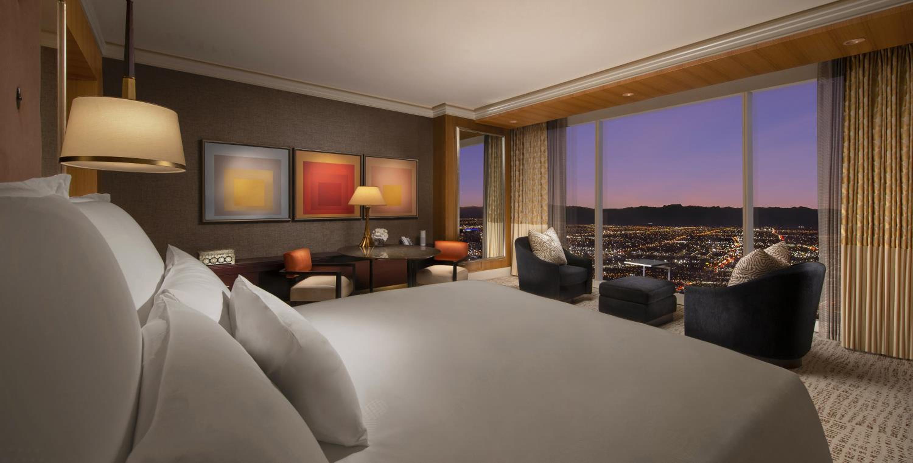 Wynn Panoramic View King - Enjoy Daily Brunch for Two at the Buffet - Photo 5