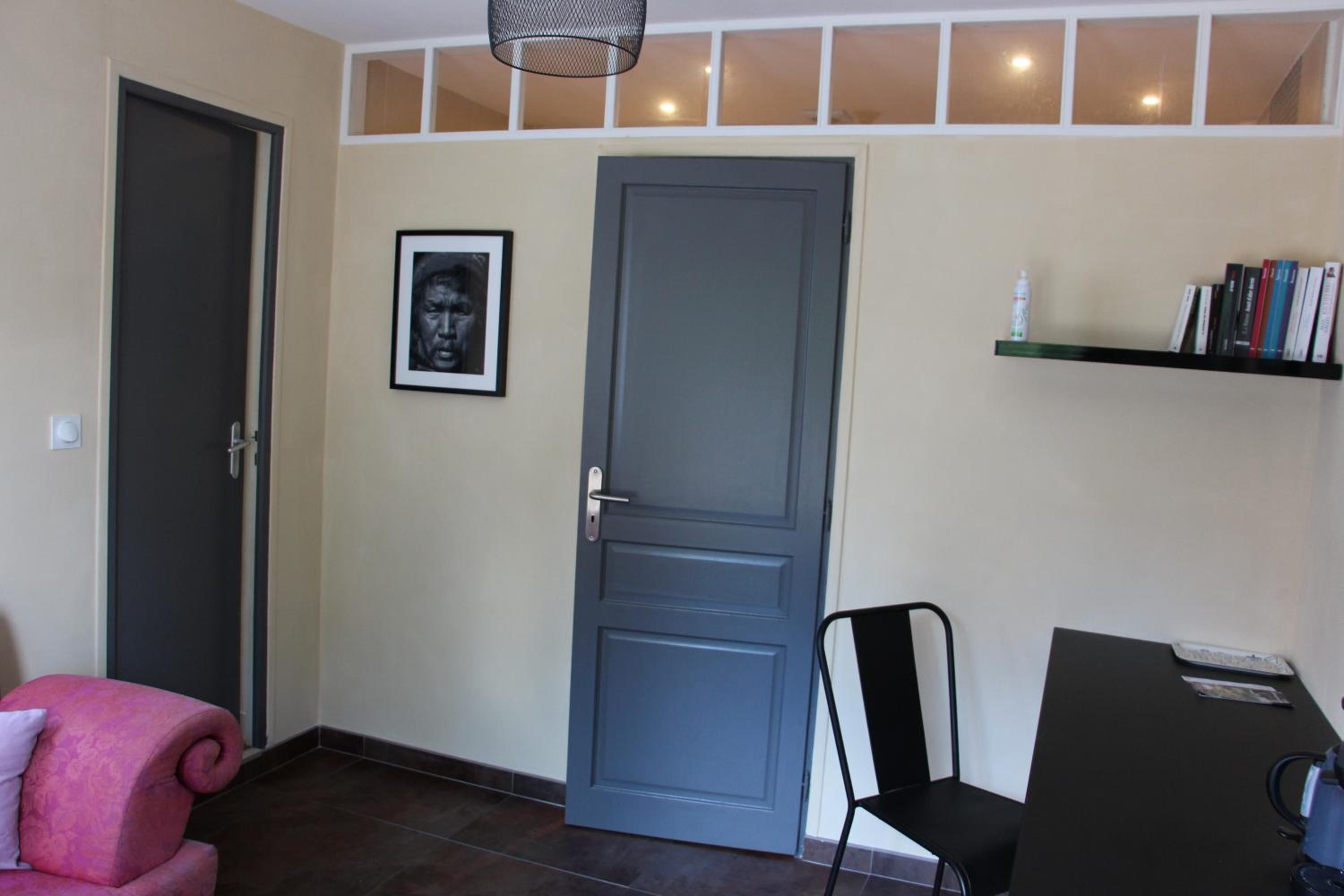 Double Room with Private Bathroom photo 2