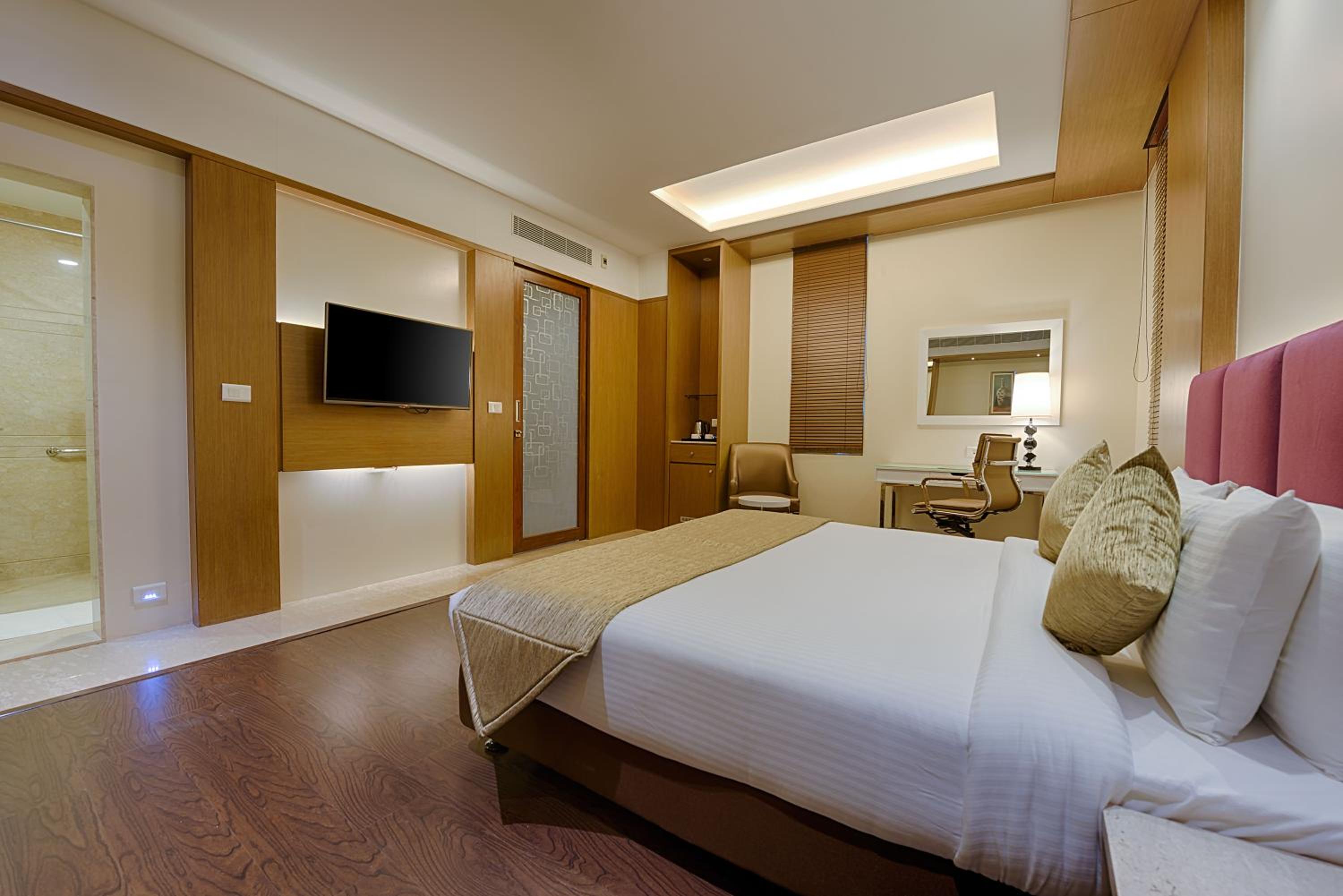 Executive Suite photo 2