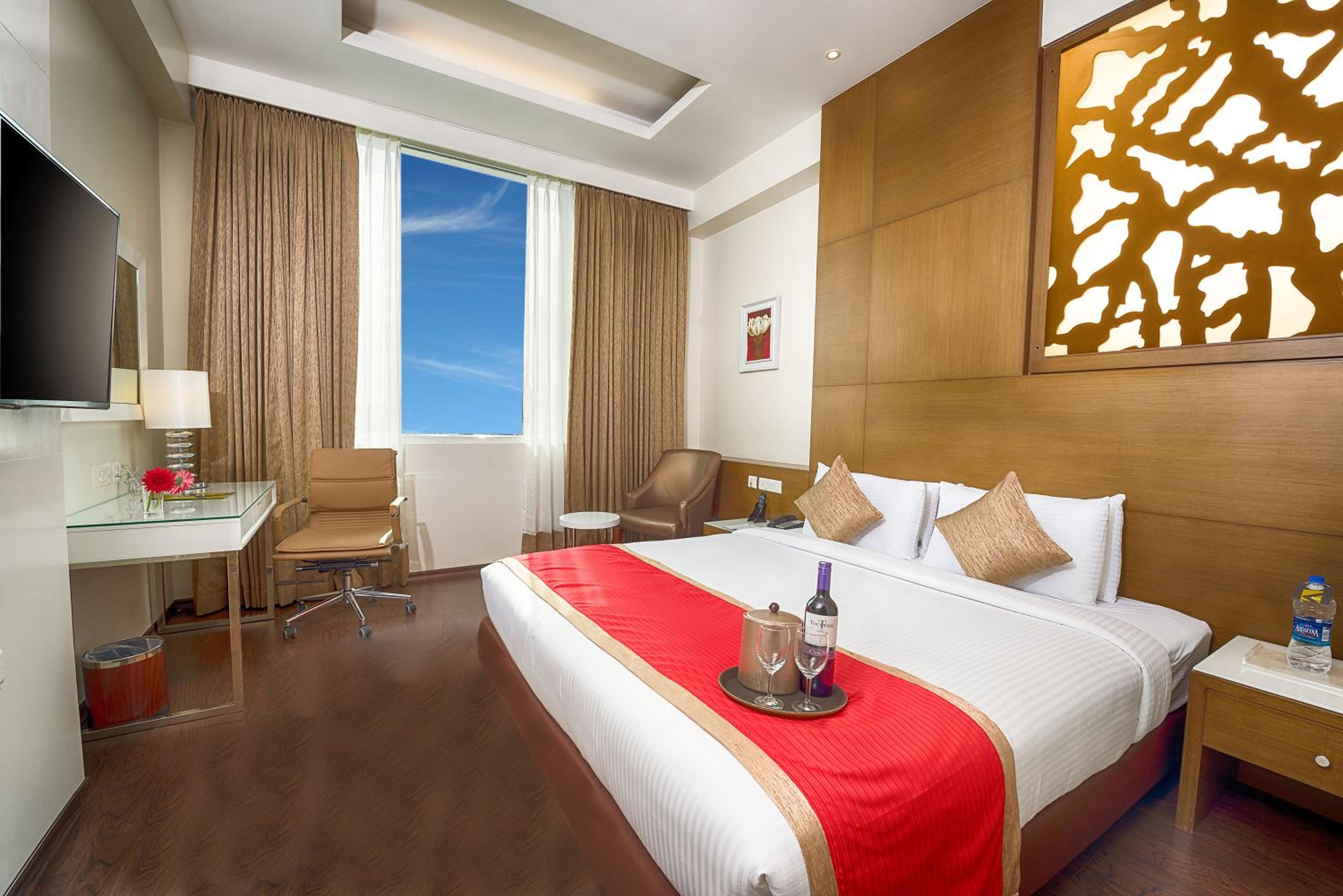 Deluxe Double Room photo 2