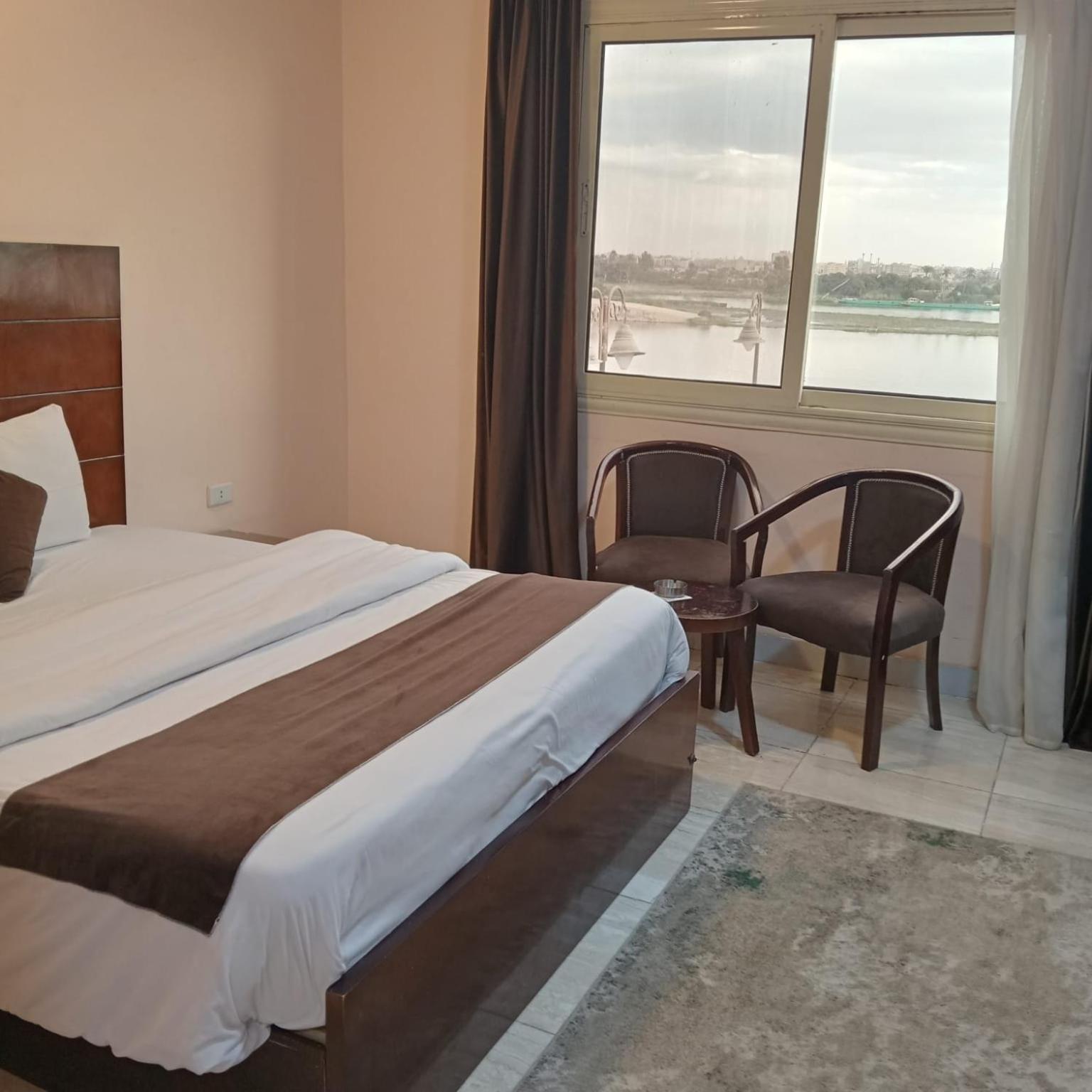 Suite with Balcony photo 3