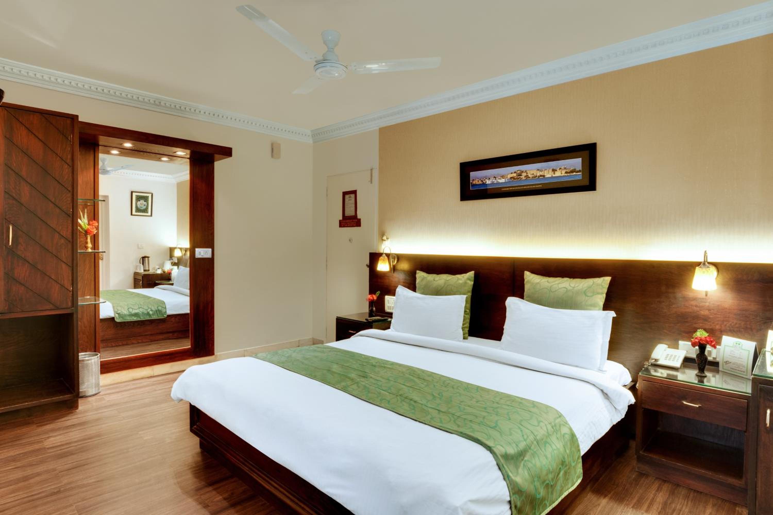 Double Room with Garden View photo 2
