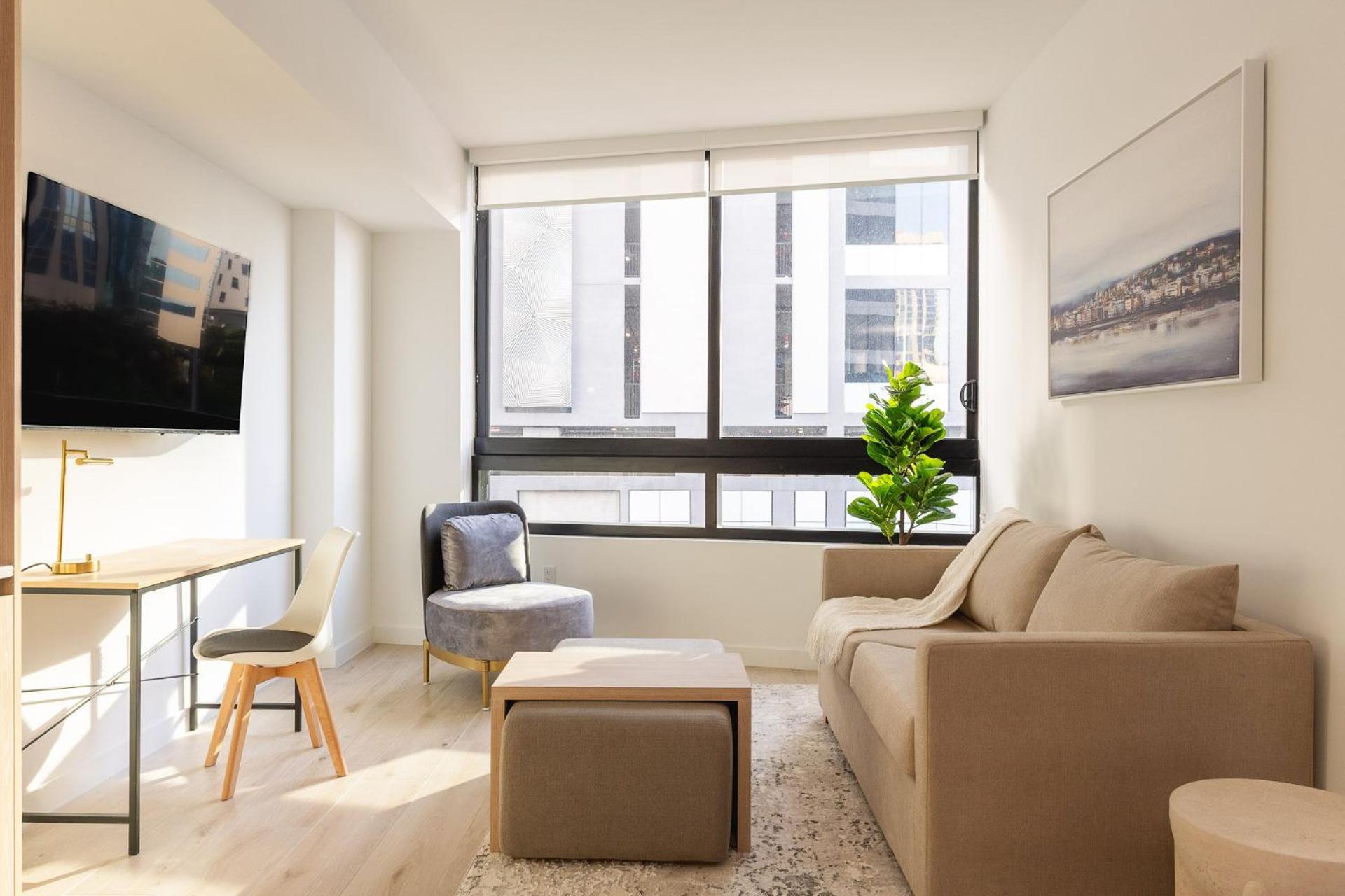 One-Bedroom Deluxe Apartment photo 1