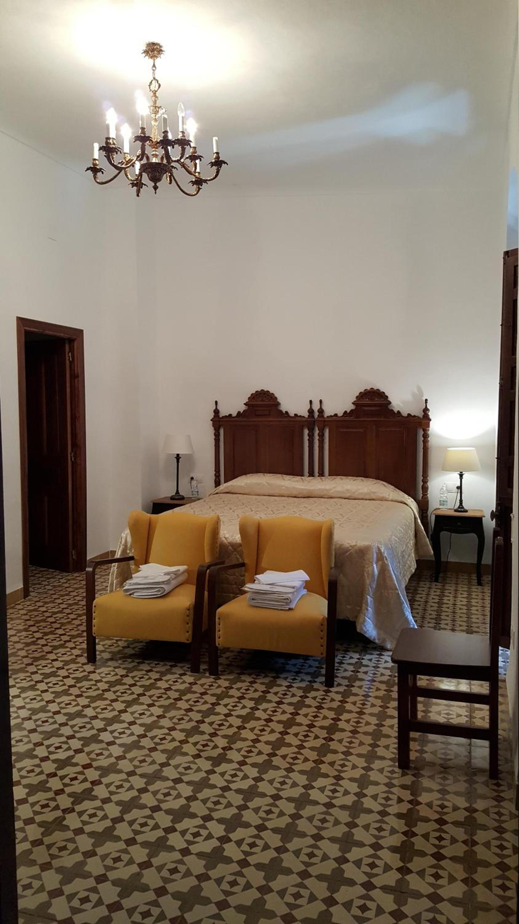 Deluxe Double or Twin Room with Balcony photo 2