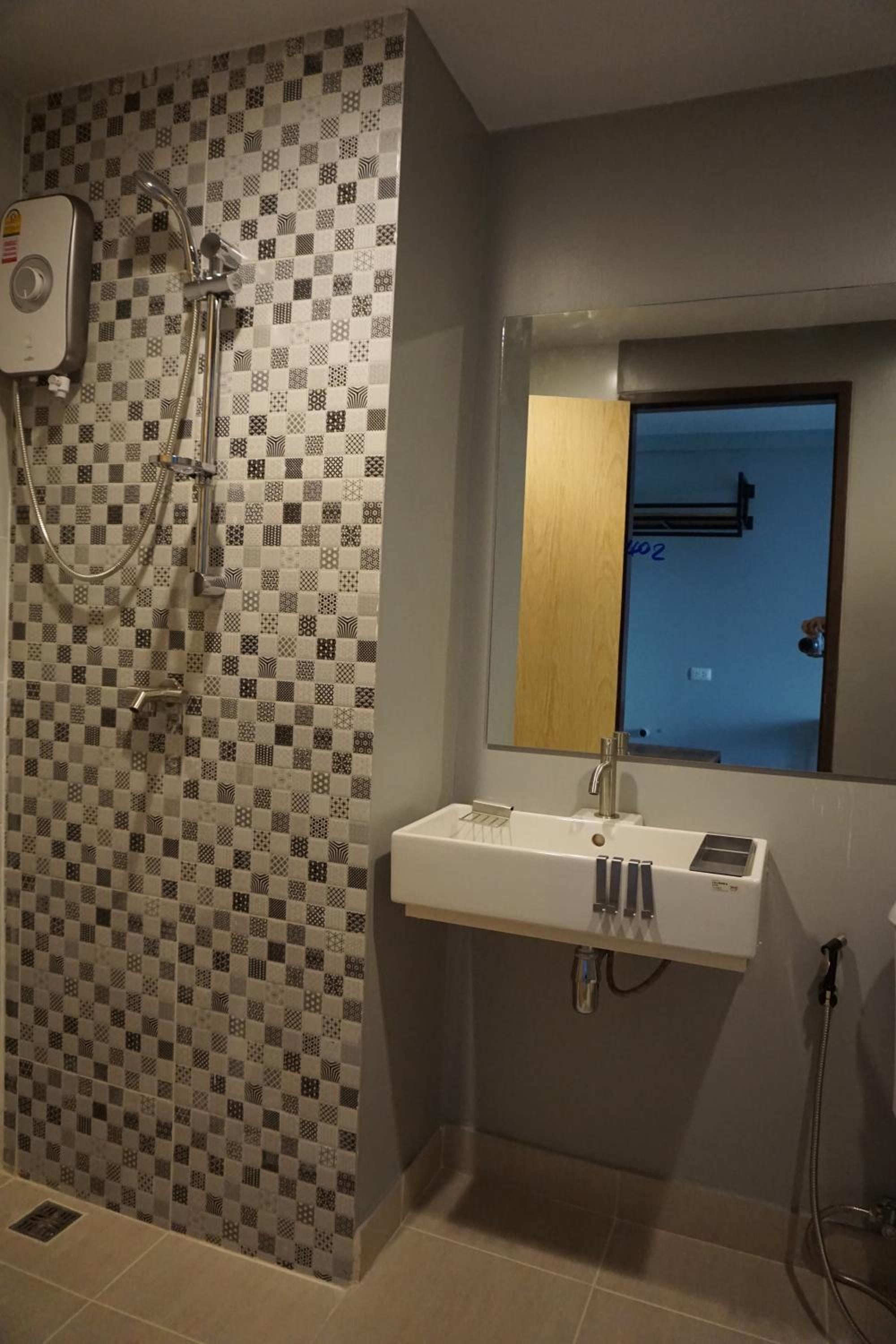 Twin Room with Balcony photo 3