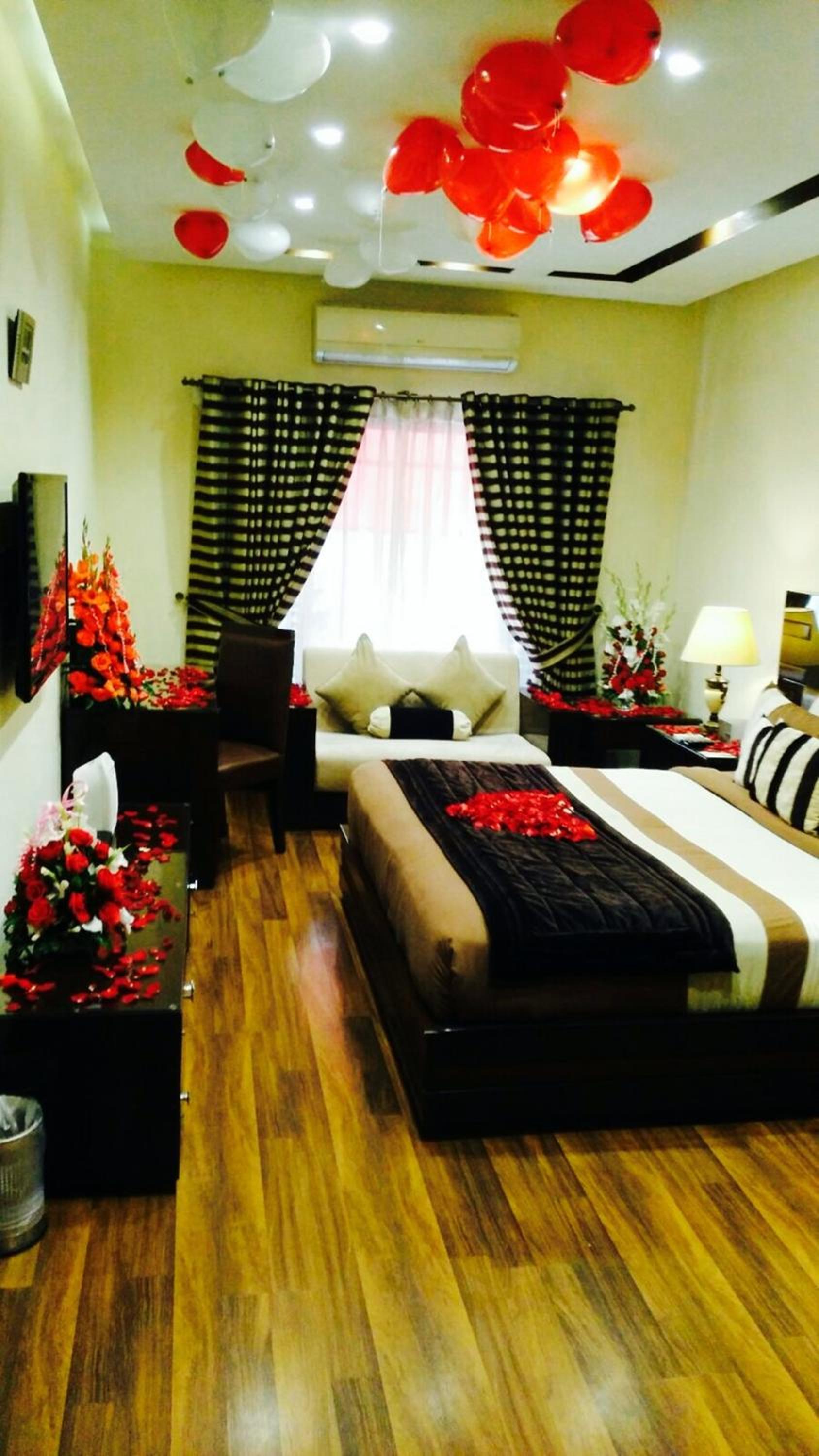 Business Suite photo 2