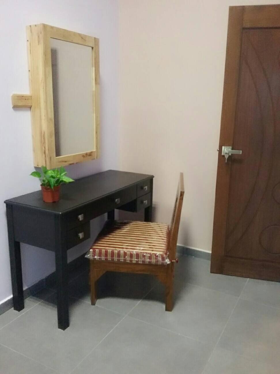 King Room with Mountain View photo 2