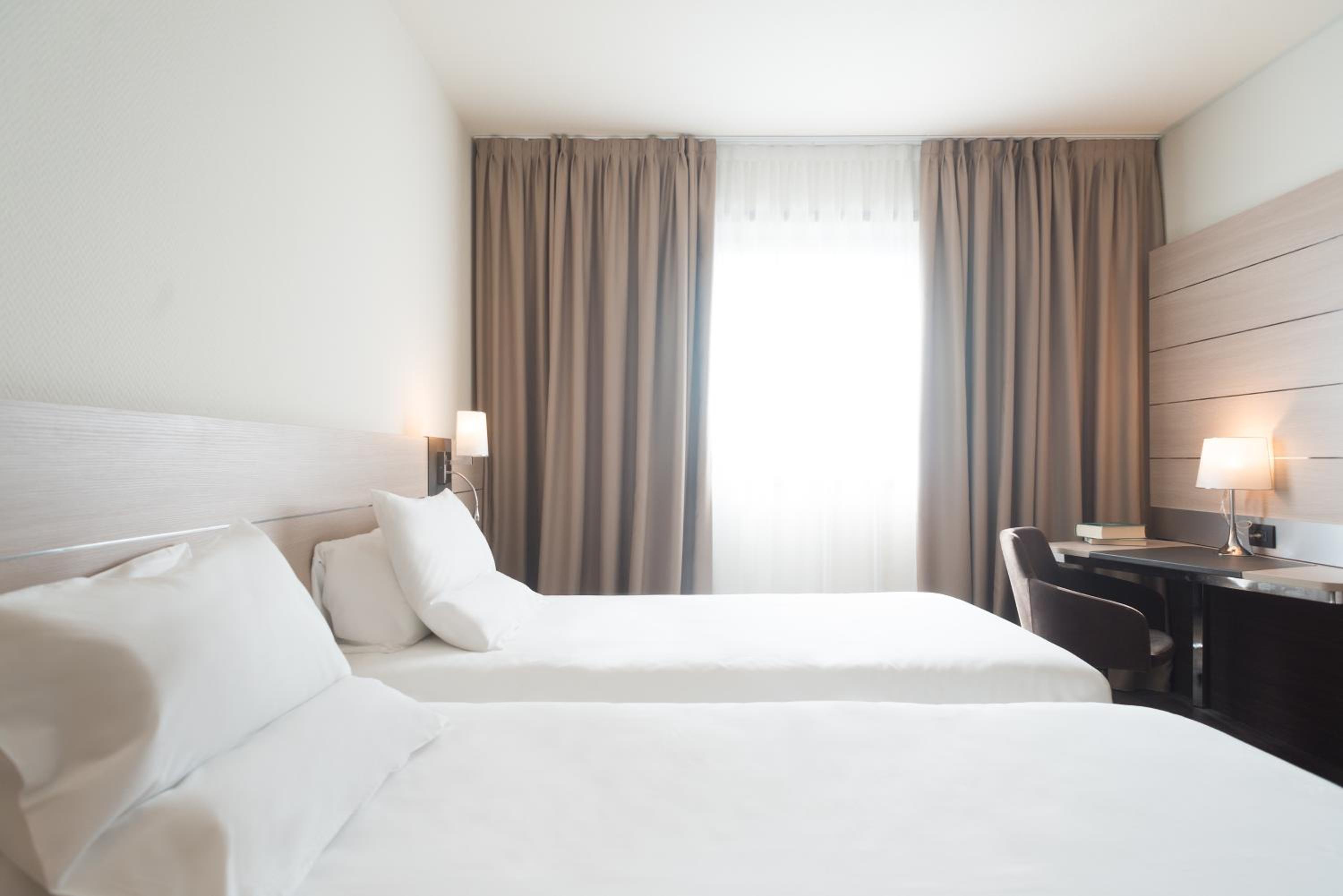Superior Twin Room - Photo 6