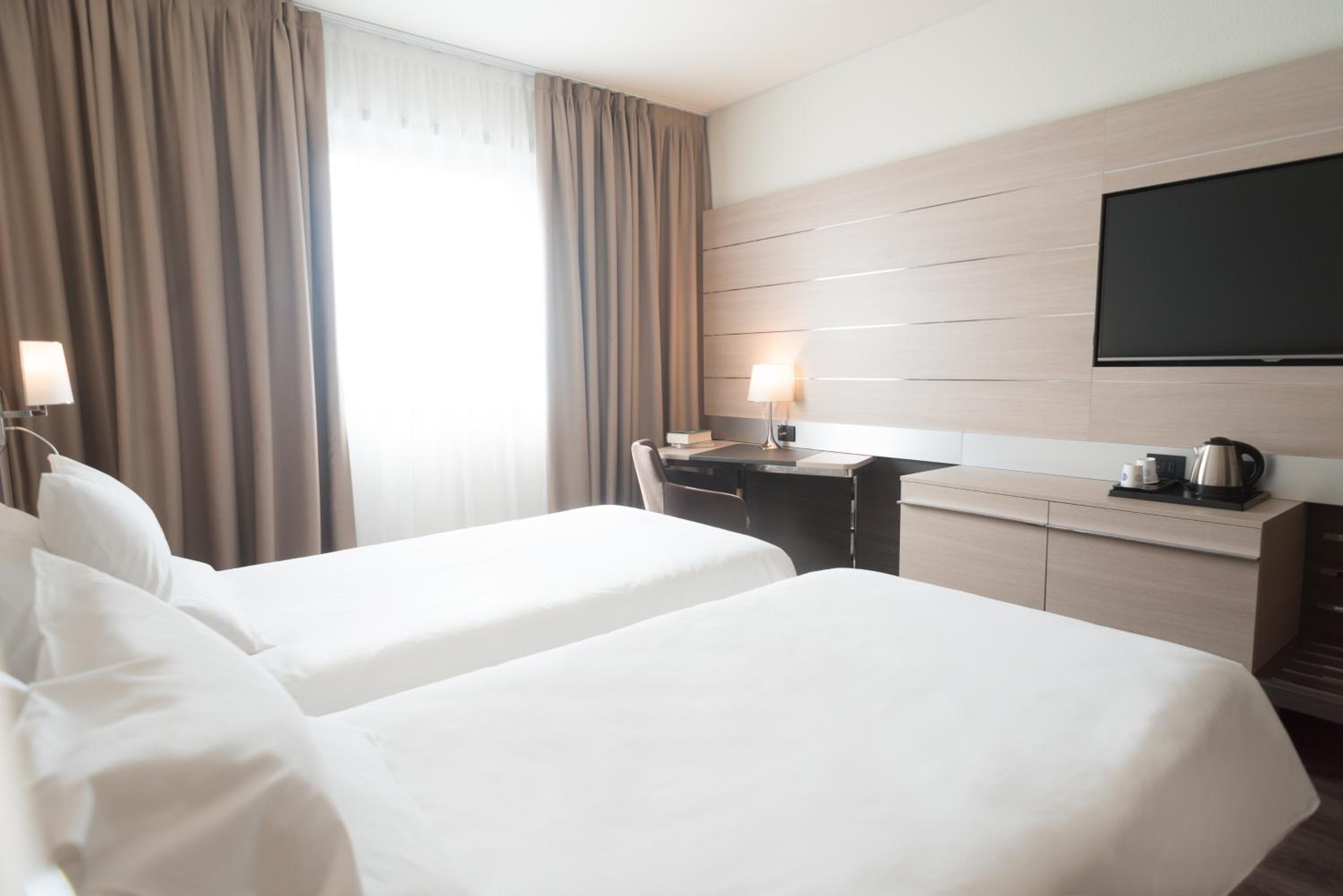 Superior Twin Room - Photo 1