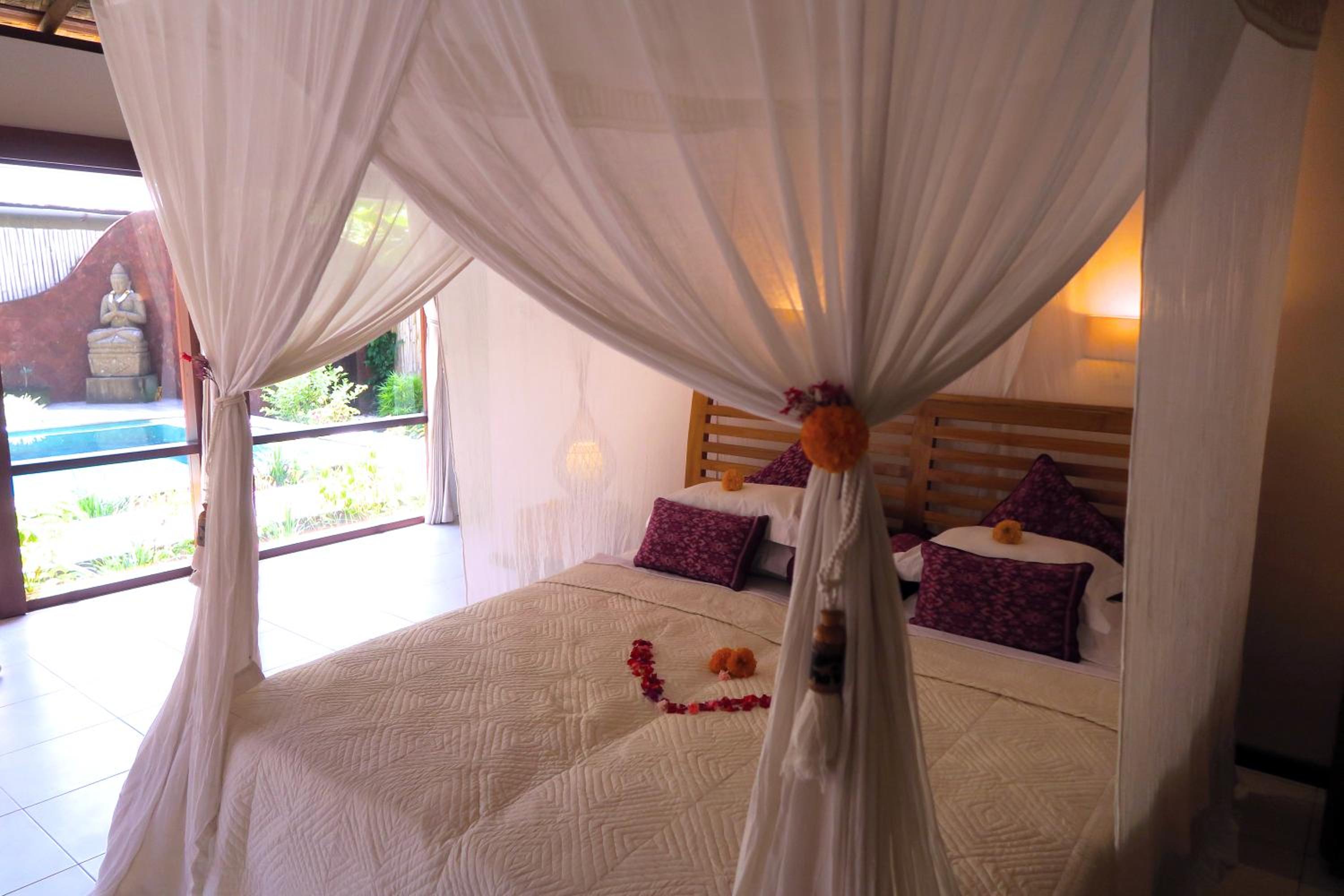 Villa with Private Pool photo 2