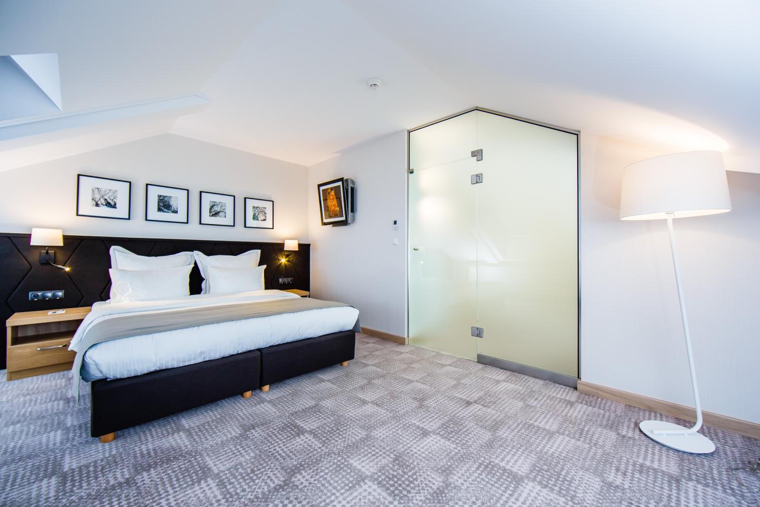 Deluxe Double Room with Terrace photo 1