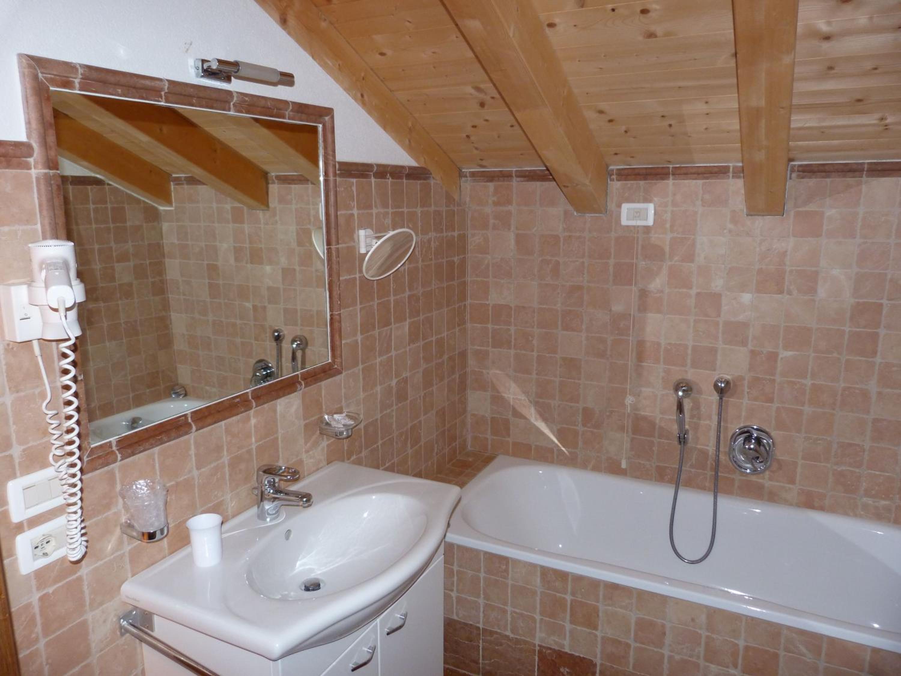 Superior Double or Twin Room with Parking photo 2
