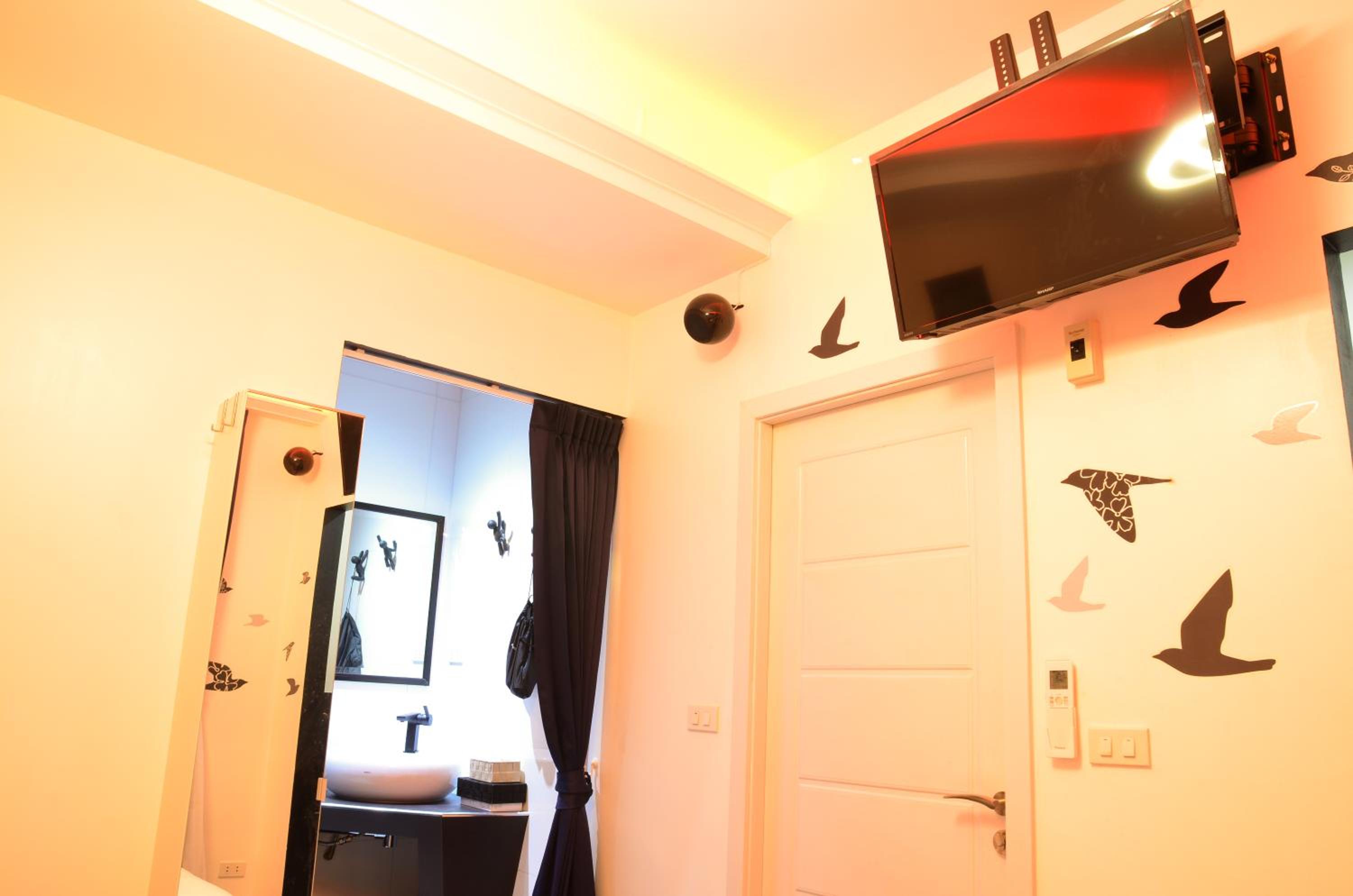 Double Room with Private Bathroom photo 2