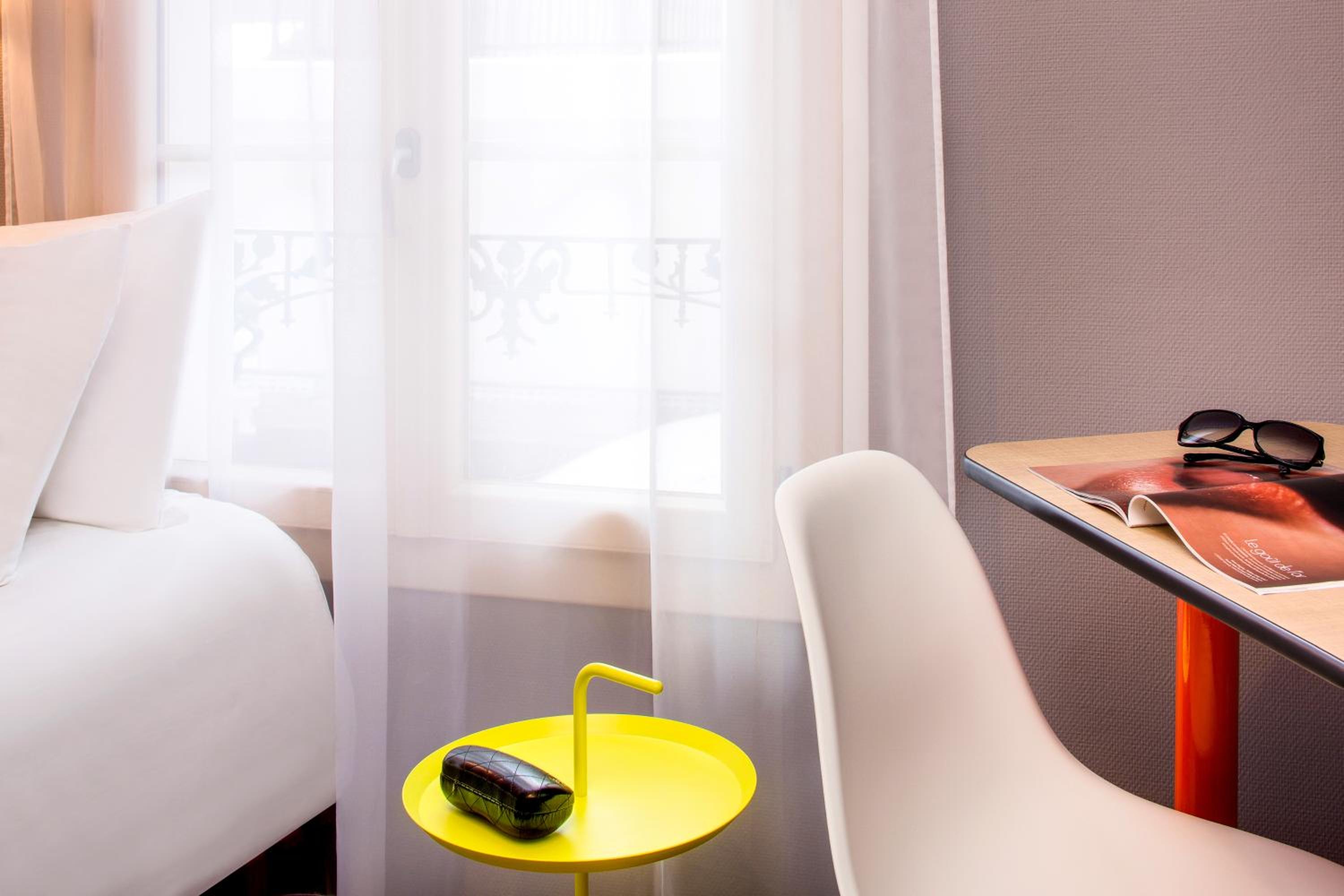 Standard Single Room « 35 in x 75 in » photo 3