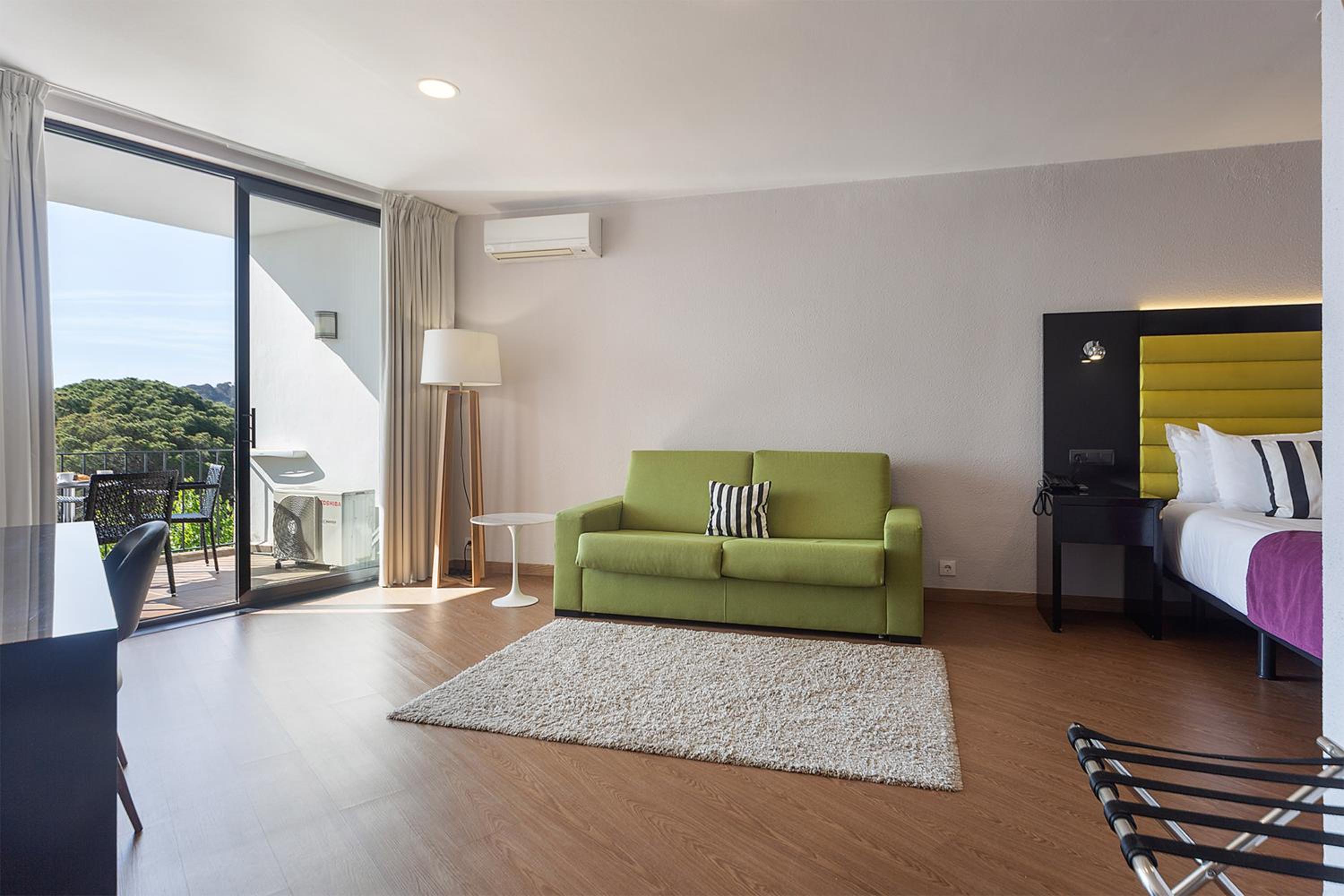 Junior Suite with Terrace - Photo 1