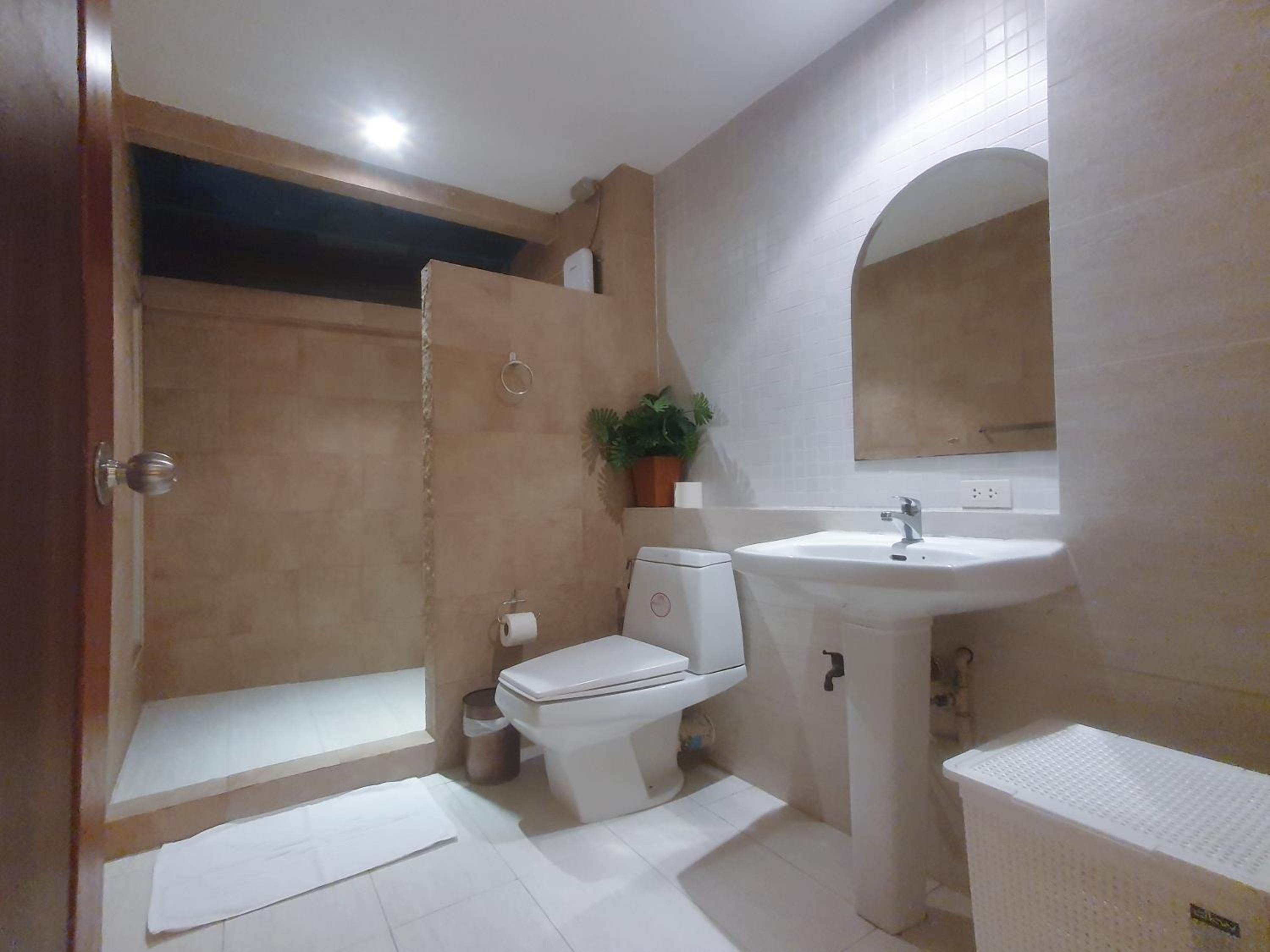 Executive Suite photo 2