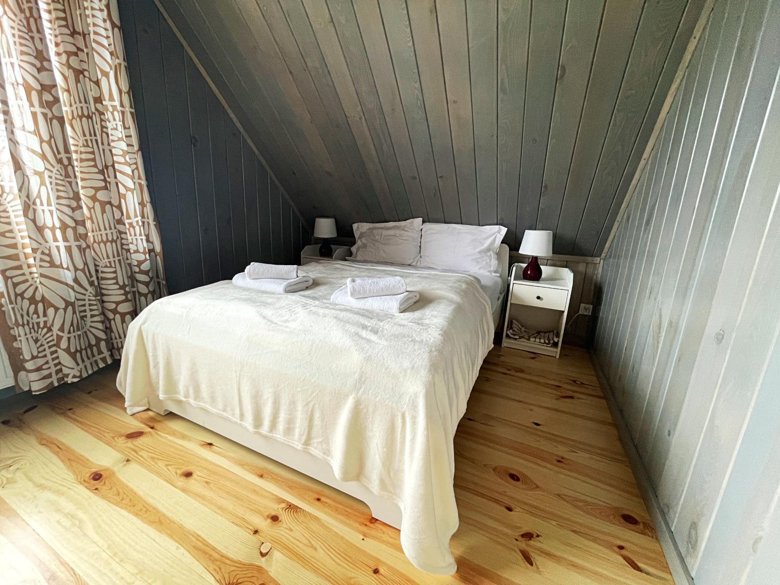 Three-Bedroom Chalet photo 3