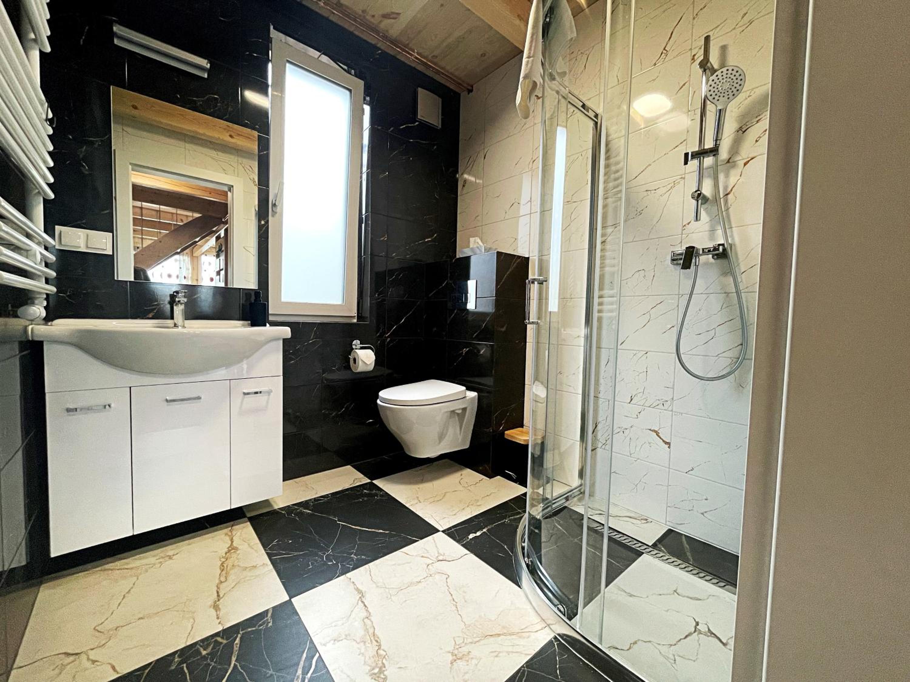 Three-Bedroom Chalet photo 2