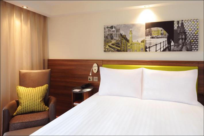 Premium Queen Room - Photo 2