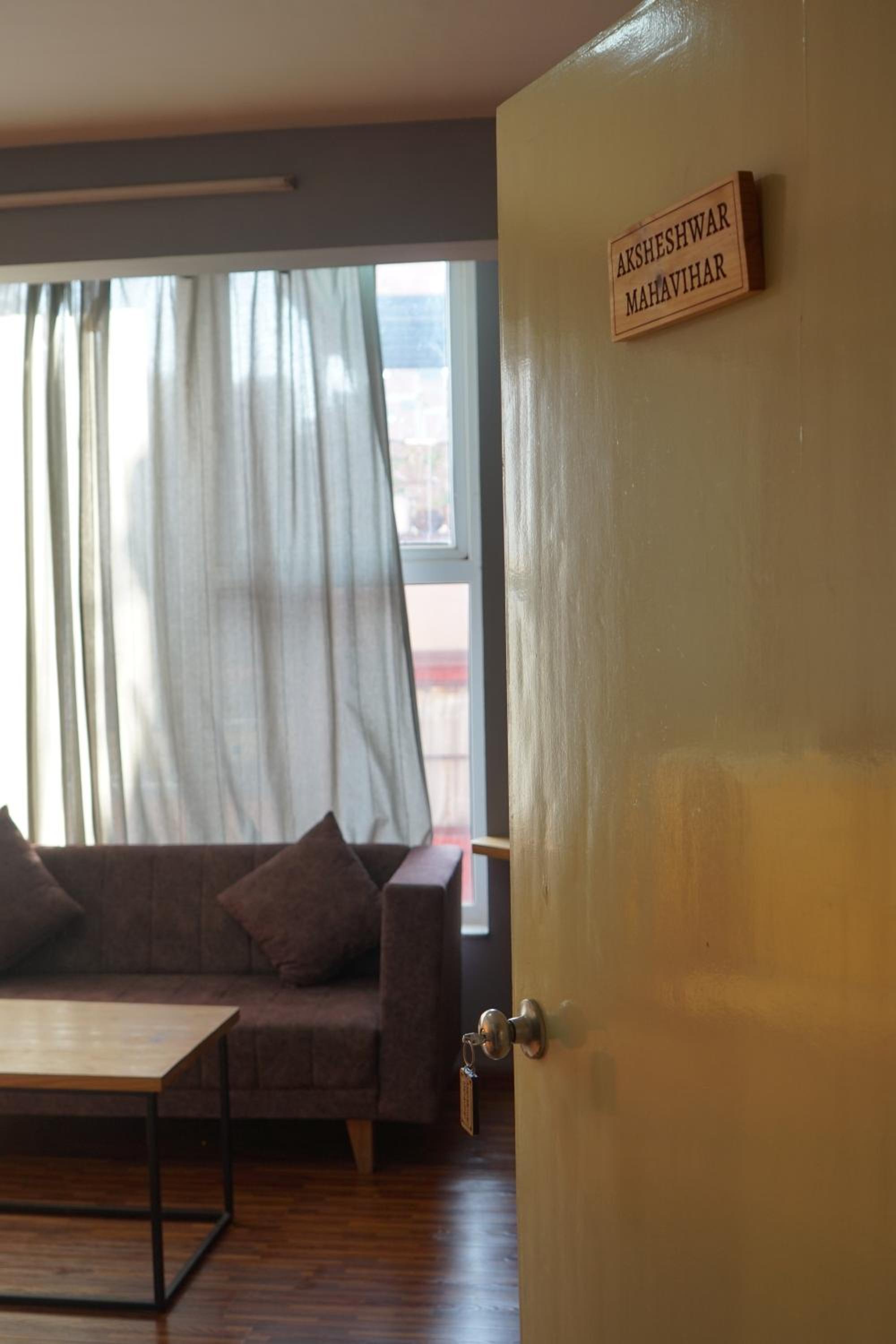 Studio Apartment with King Bed photo 1