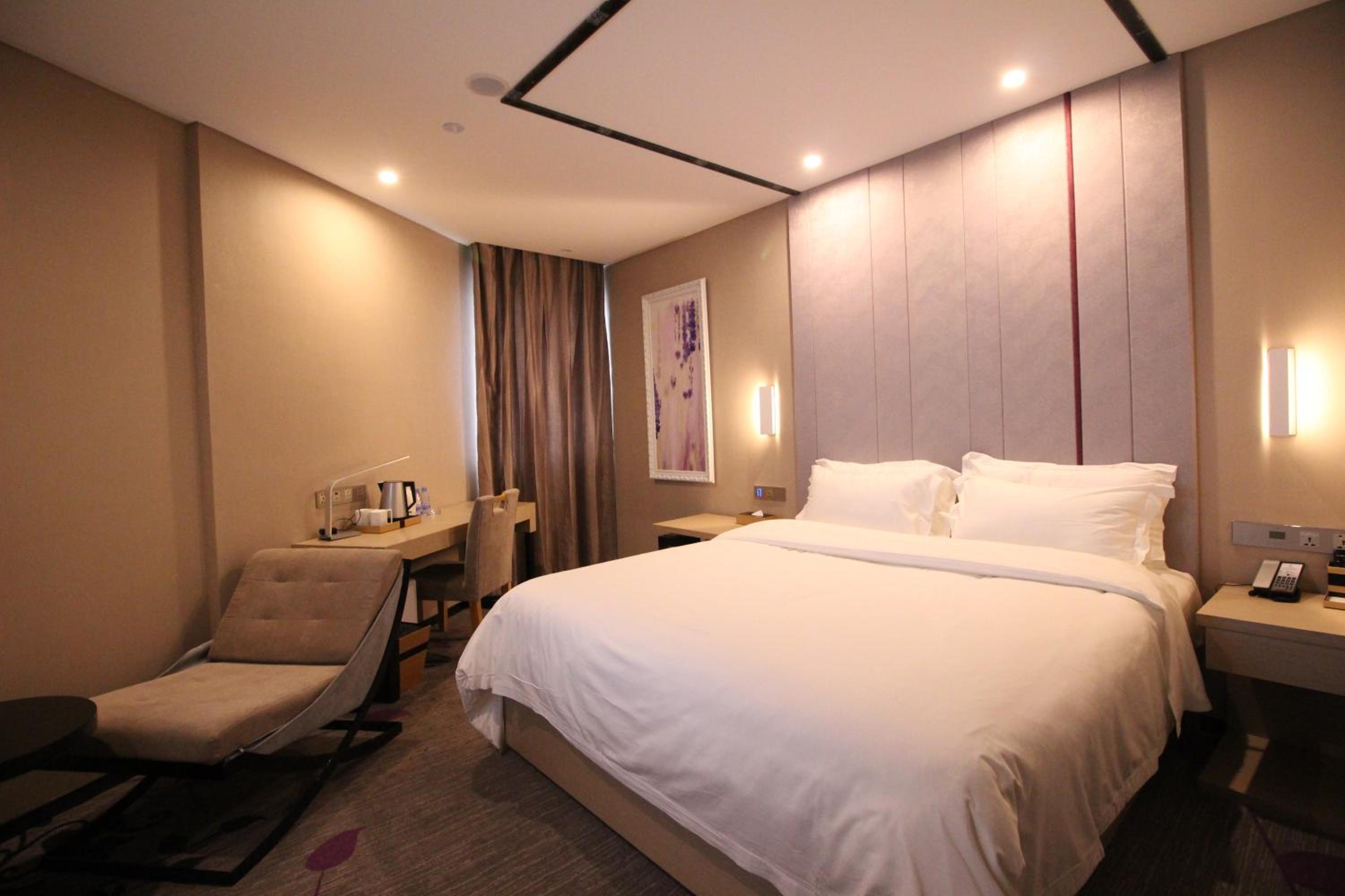 Deluxe Double Room photo 2