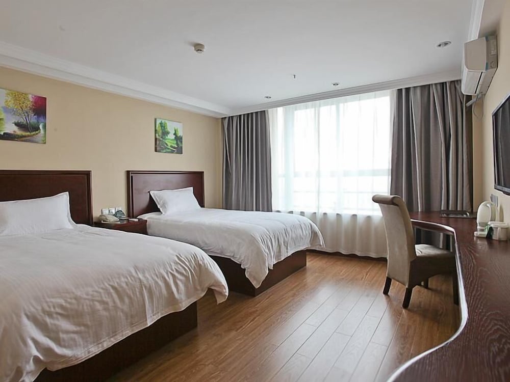 Deluxe Twin Room photo 1