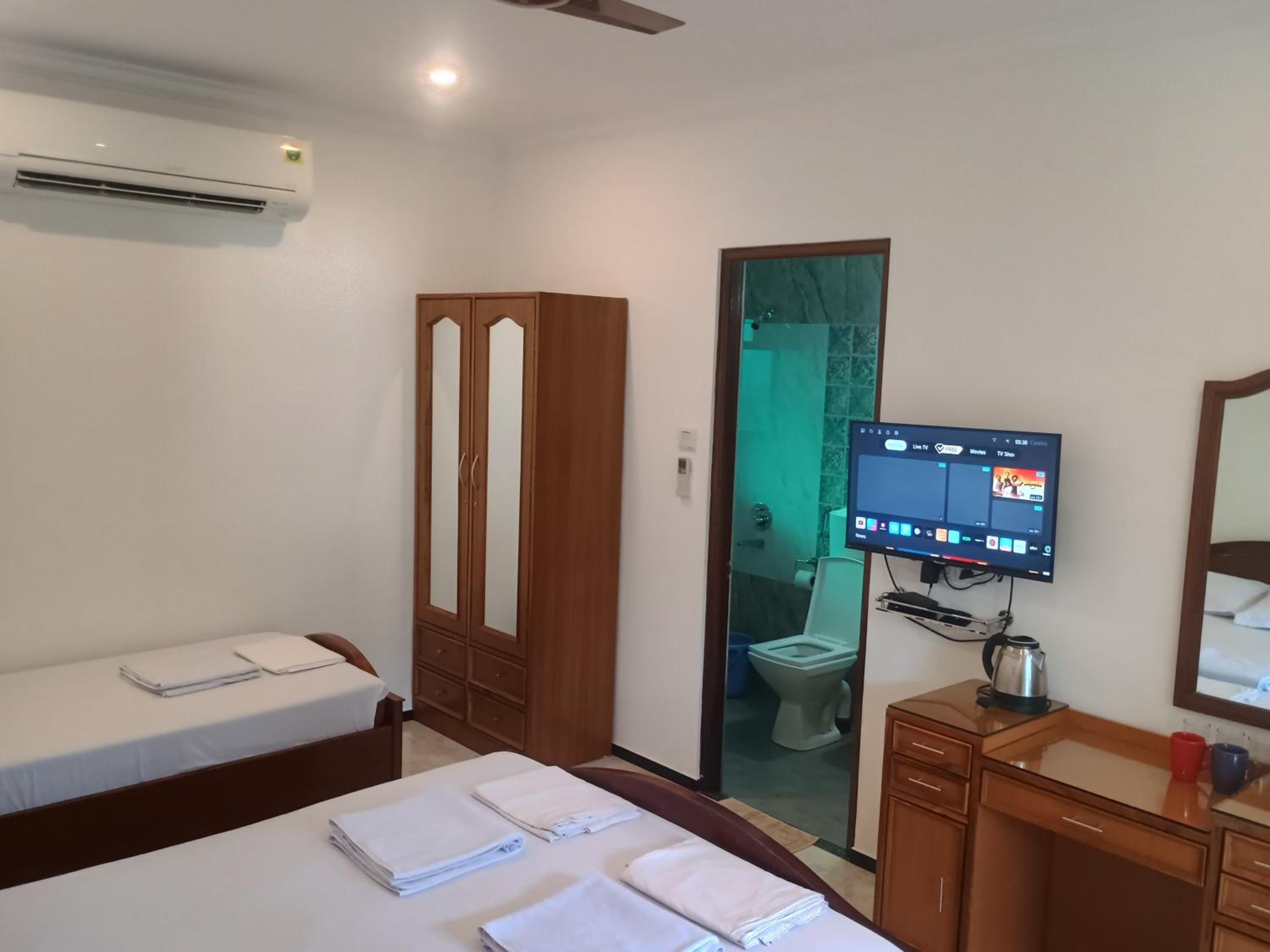 Triple Room with Balcony photo 2