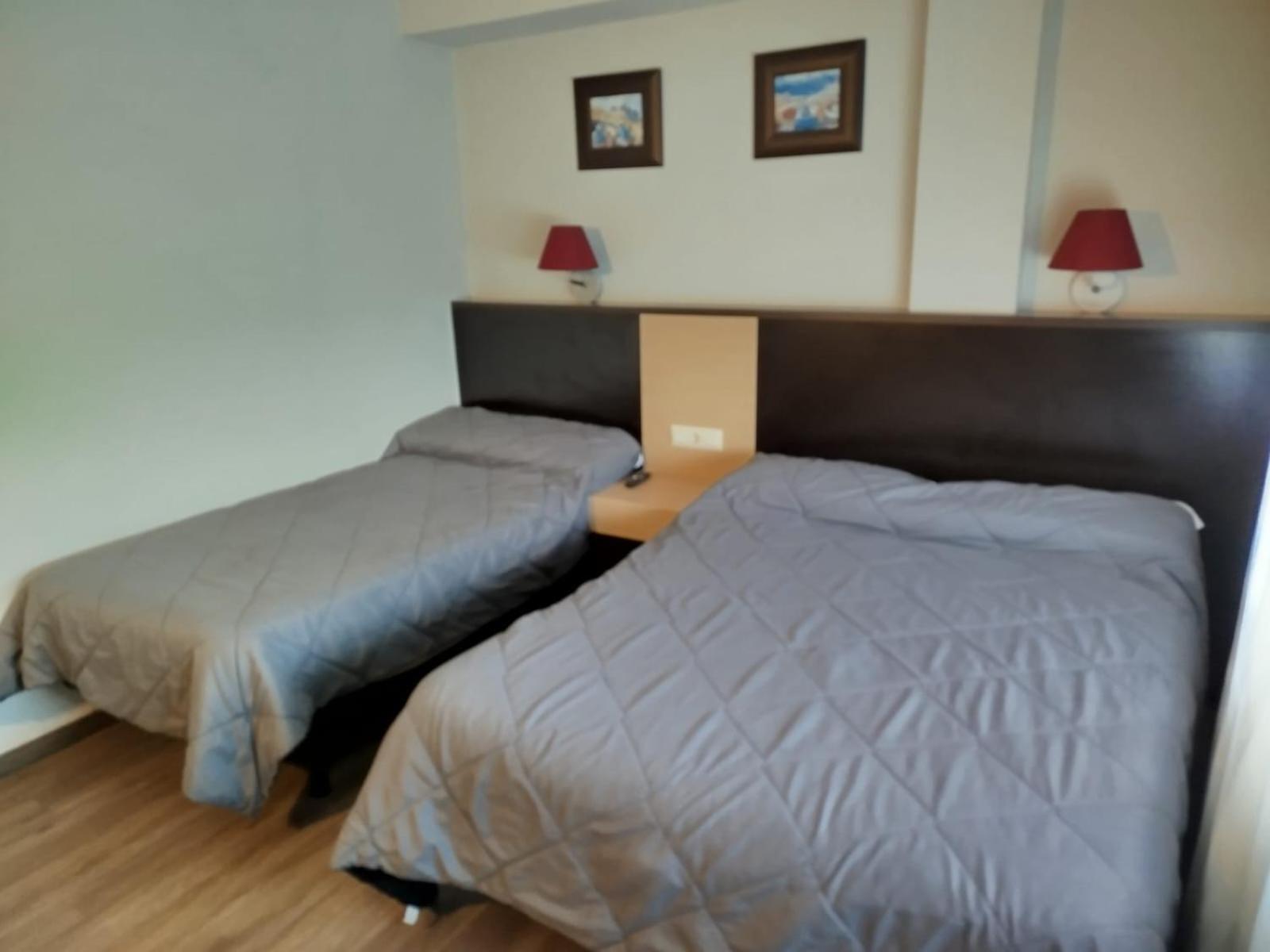 Family Room (3 Adults) - Photo 1