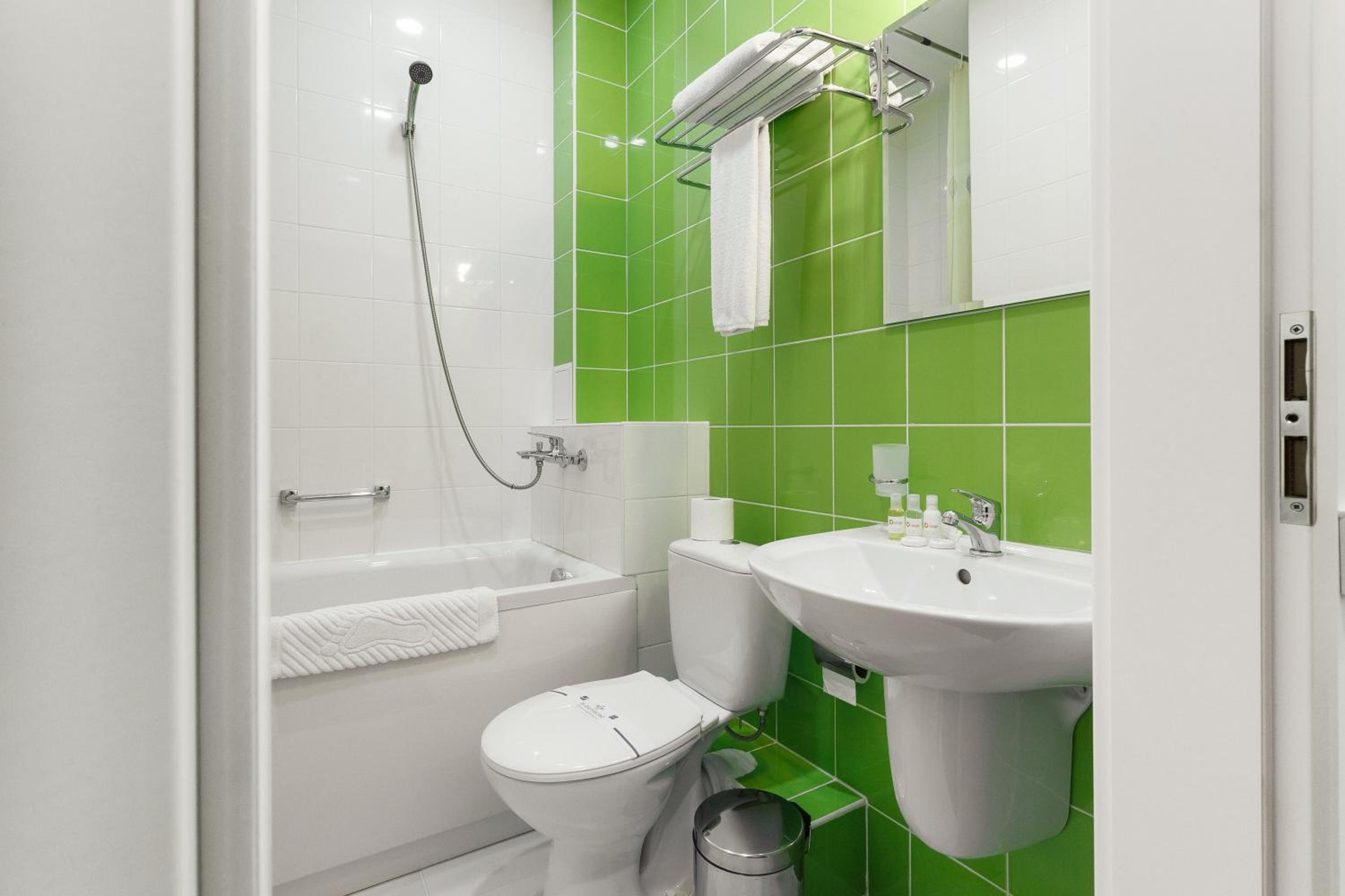 Deluxe Double Or Twin Room photo 3